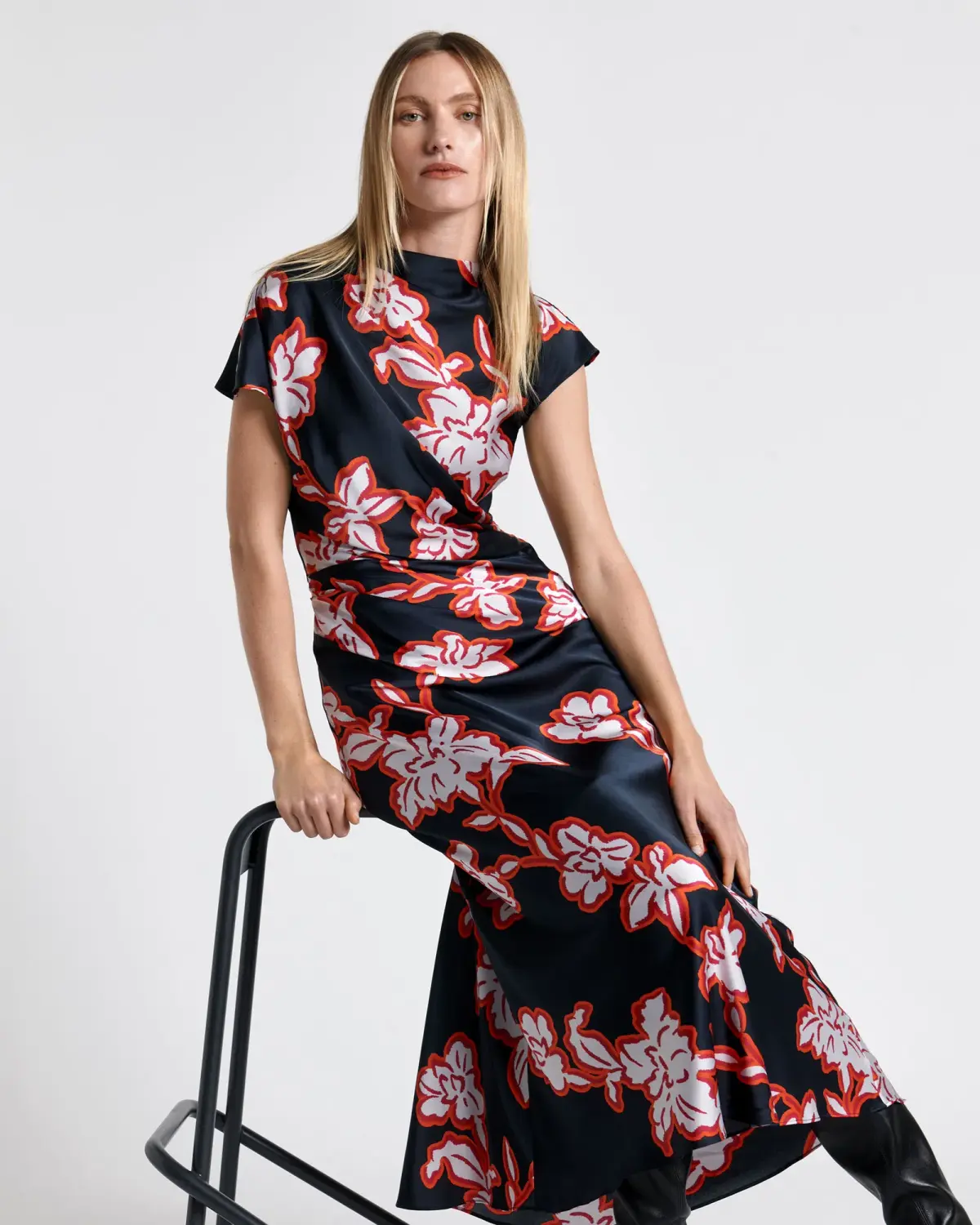 Cue Illustrated Satin Midi Dress Floral Size AU 16 - Image 3