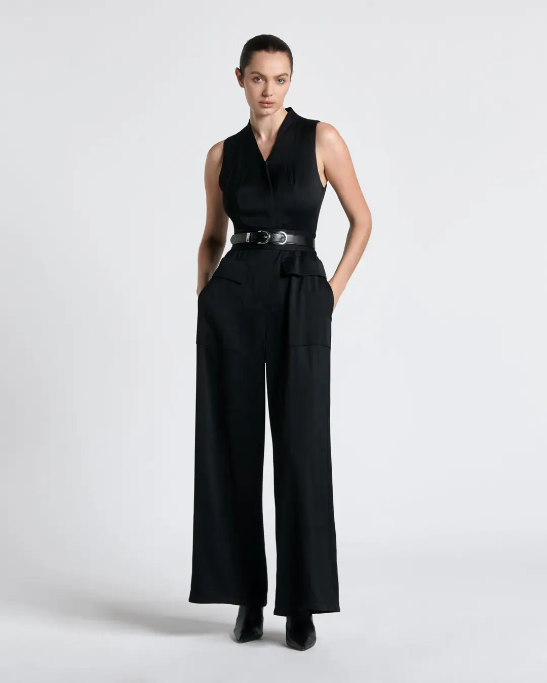 Cue Twill Utility Jumpsuit Black Size 14 for rent on The Volte - main image
