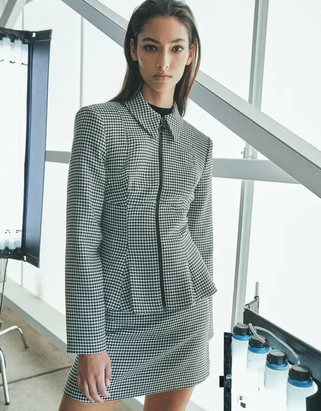 Cue Houndstooth Collared Peplum Jacket & A-Line Mini Skirt Power Suit Size 8 & 10 - Image 2