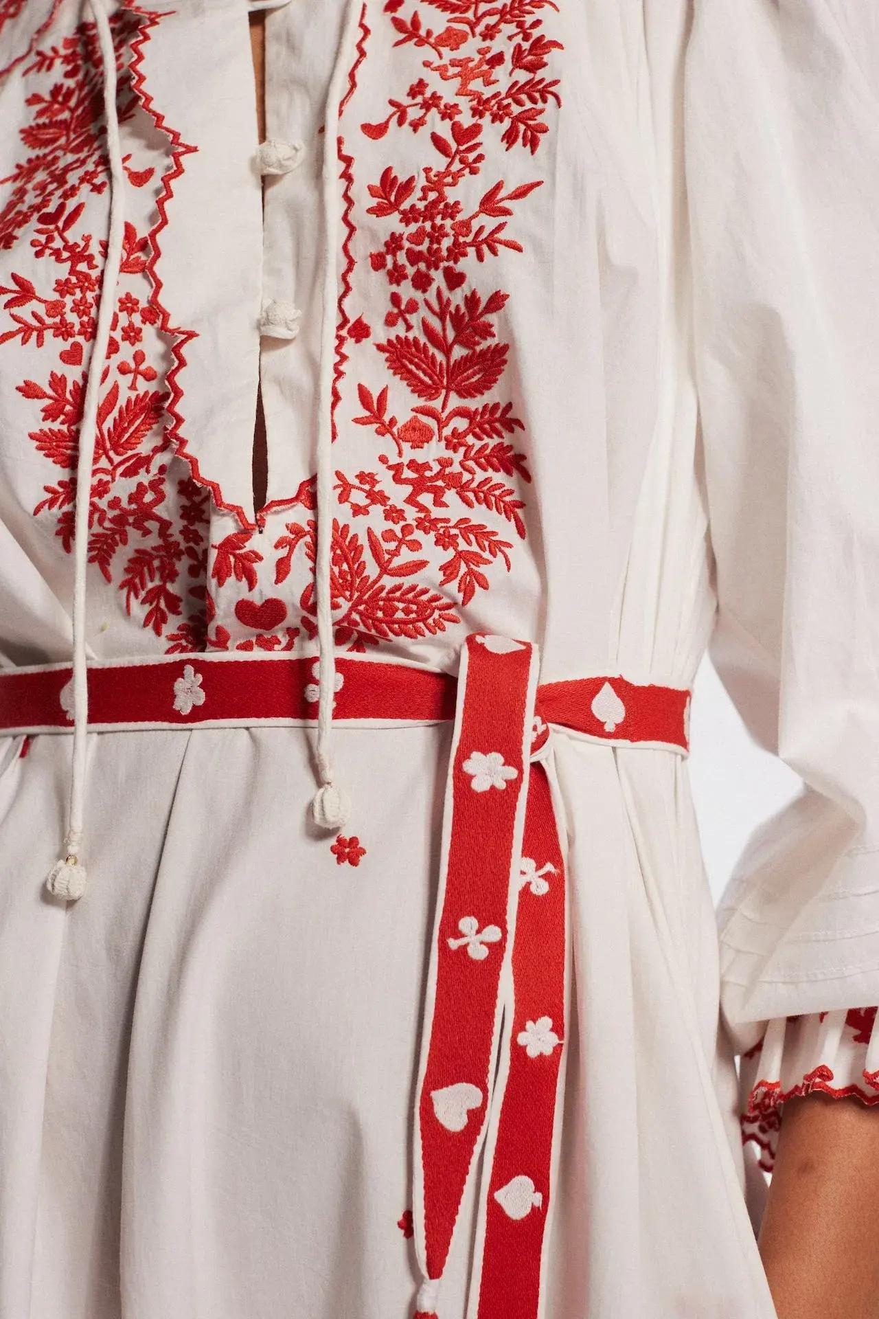 Alemais Hearts Embroidered Midi Dress White/Red Size 14 - Image 5