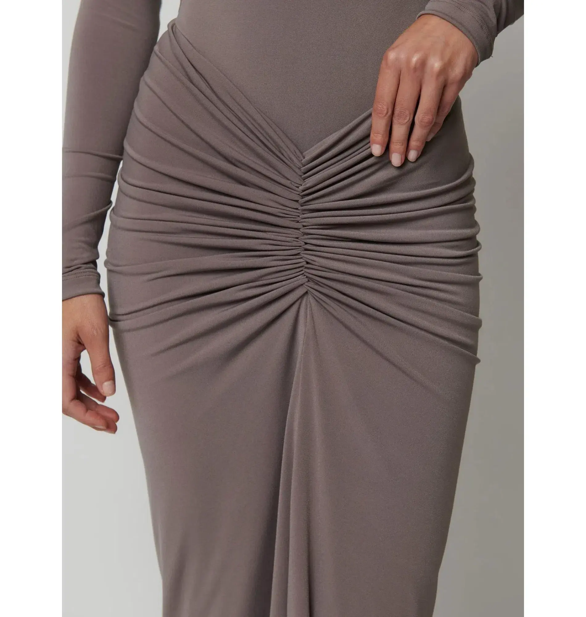 Effie Kats Tia Bodysuit and Kayson Maxi Skirt Size M  - Image 2