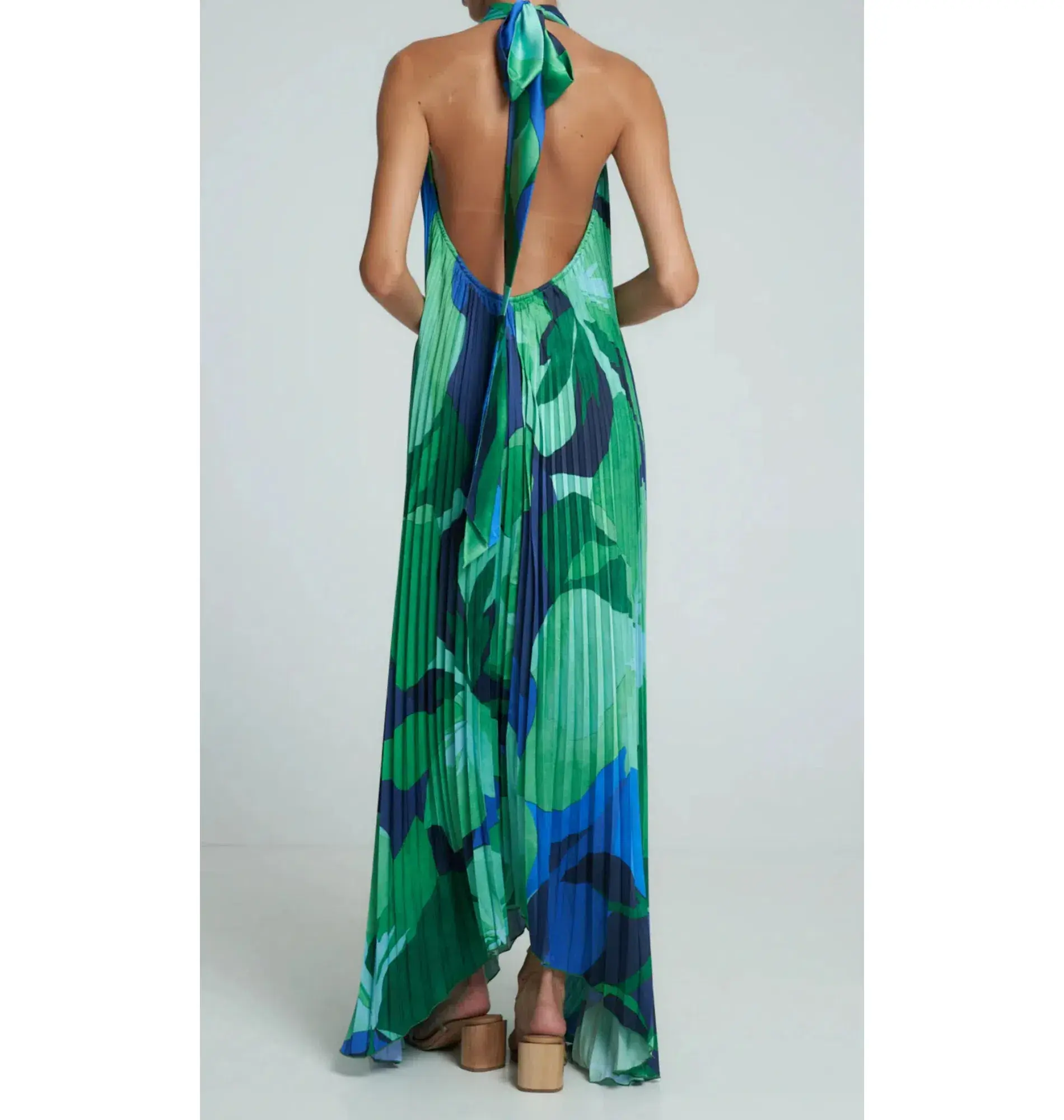 L’idee Opera Gown Capri Green Size AU 8 - Image 2