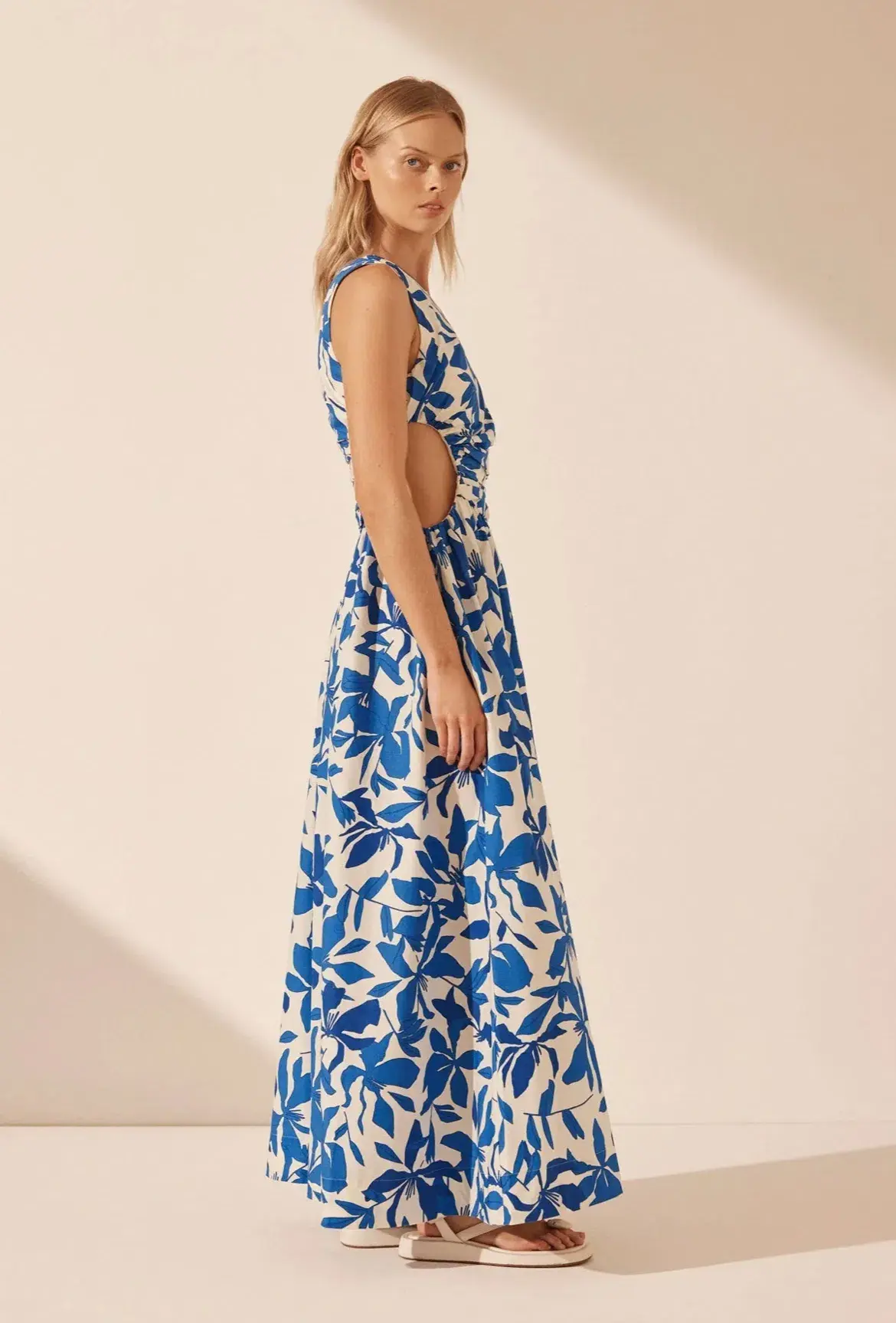 Shona Joy Bleue Asymmetrical Cut Out Maxi Dress Ivory/Aqua Print Size 12 - Image 5