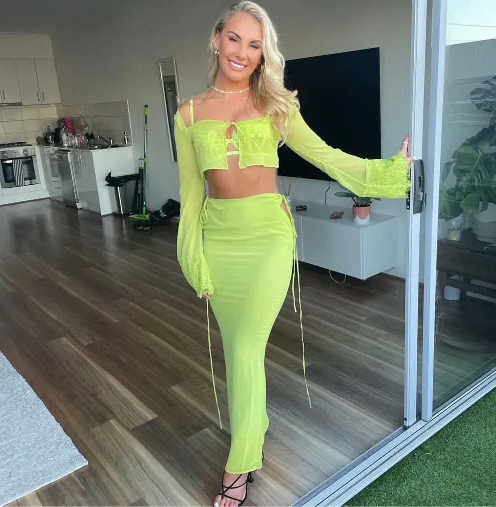 House of CB Tara Georgette Cropped Top Size M & Madeline Georgette Maxi Skirt Size L Set Lime Green - Image 8