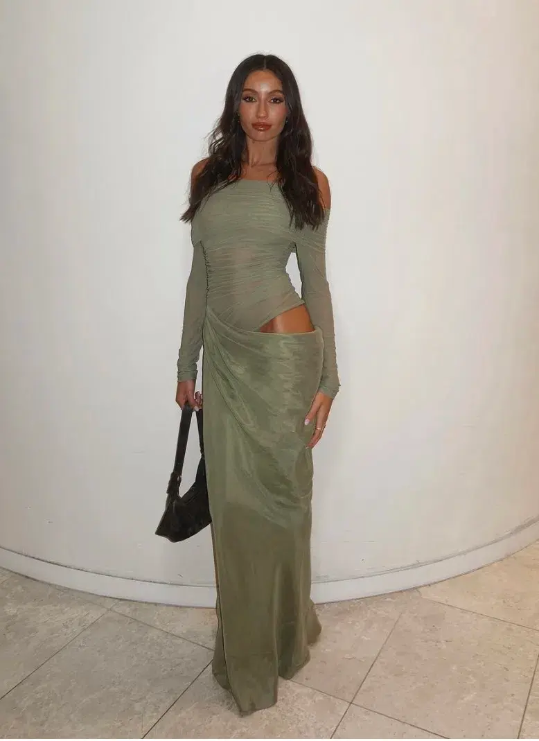 Benni Yasmin Maxi Dress Pistachio Size 8 for rent on The Volte - main image