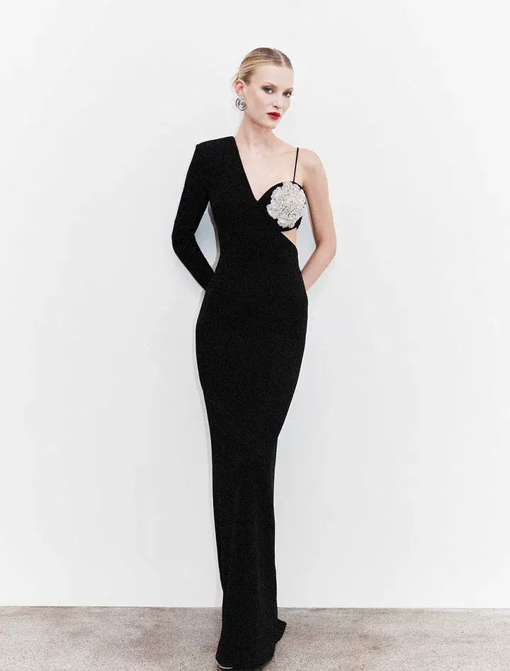 Rebecca Vallance Sachiel Gown Black Size 6 - Image 1