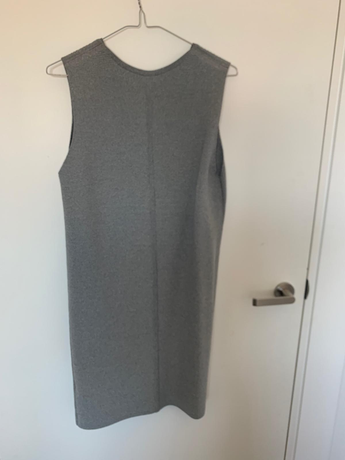 CAMILLA AND MARC Grey dress size 8 - Image 3