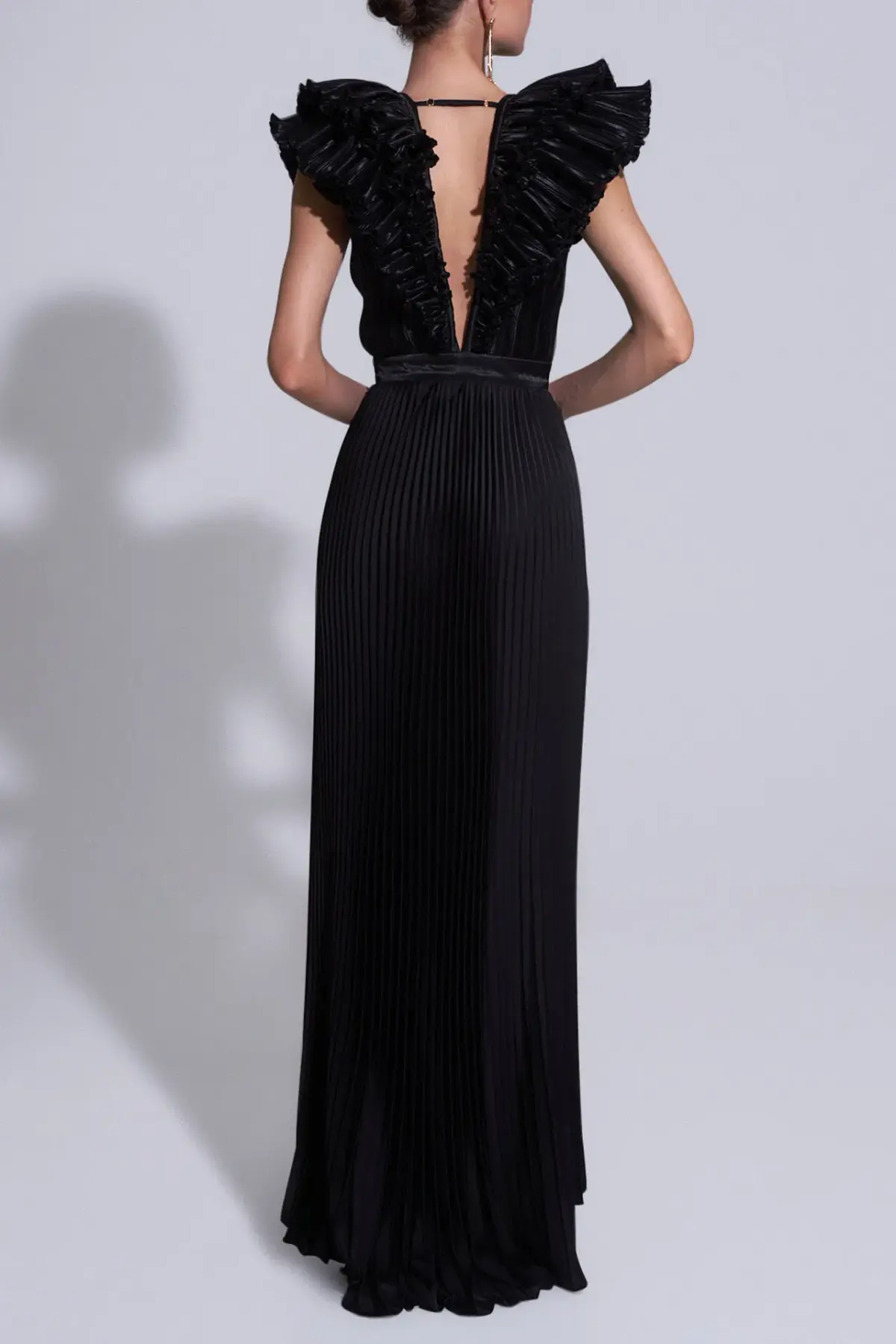 L'Idee Tuileries Split Gown in Noir Size 8 - Image 2