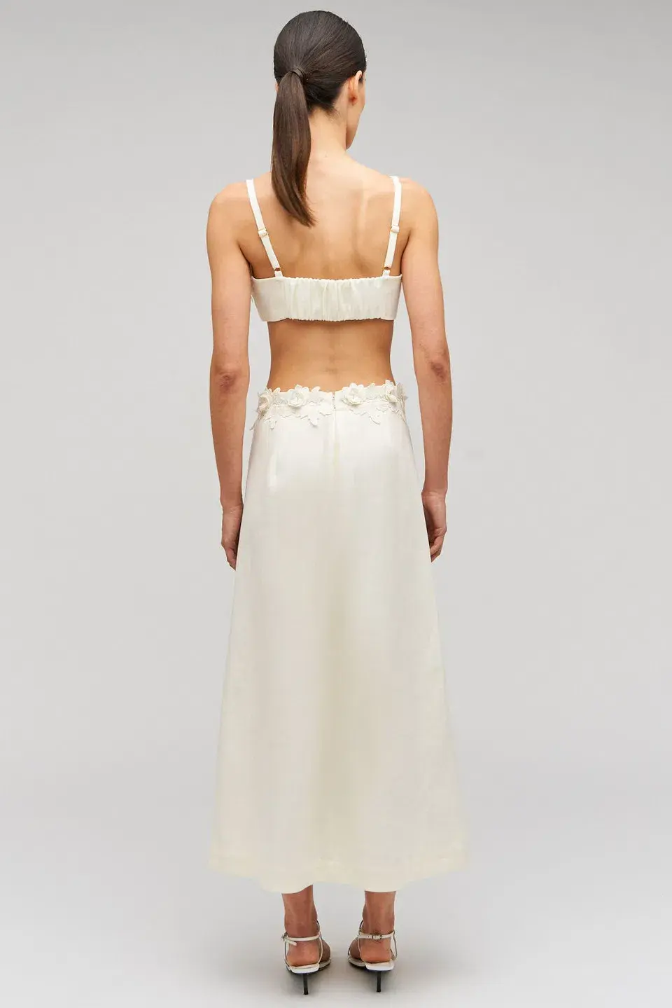 Oroton Rosebud Lace Bralette and Skirt Set Soft Cream Size 6 - Image 2