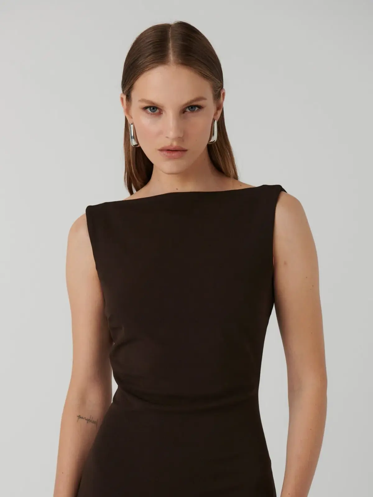 Effie Kats Verona Gown Coffee Size XS/6 - Image 2