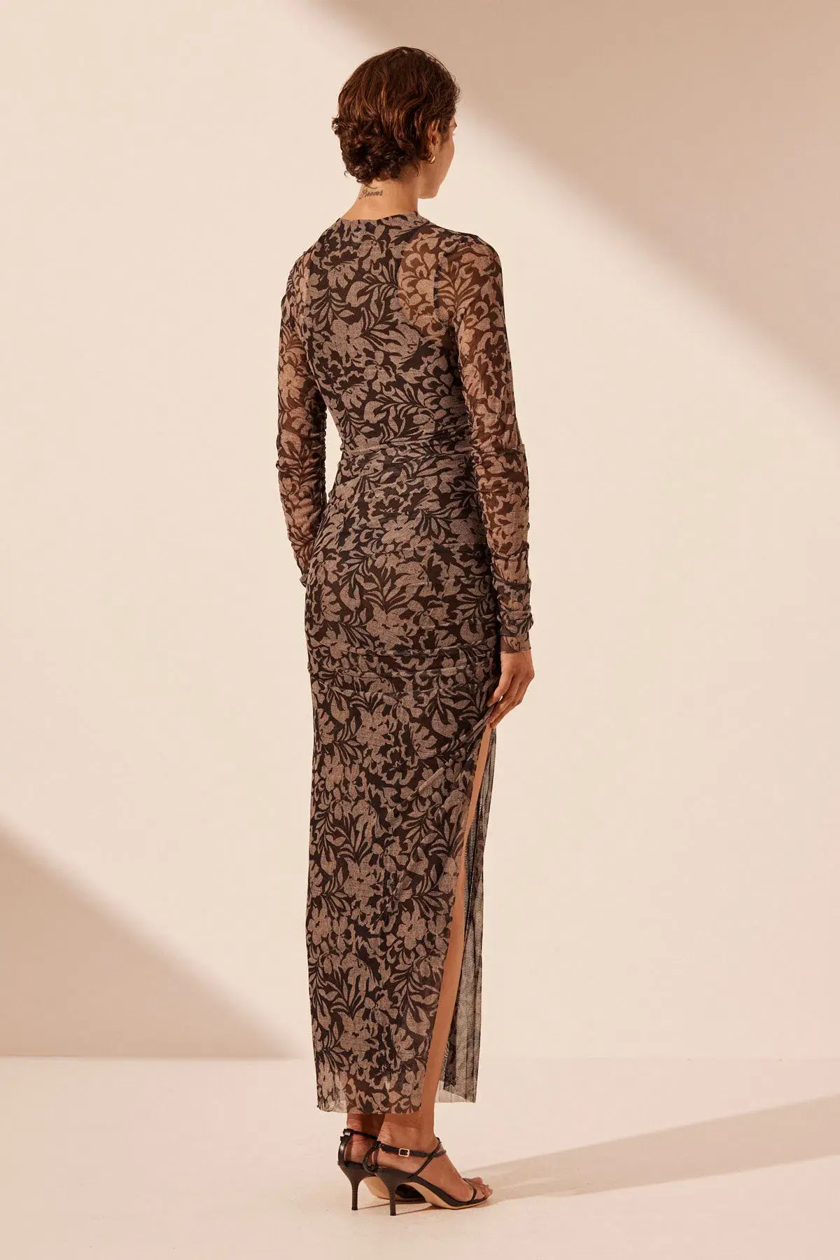 Shona Joy Zoe Long Sleeve Gathered Midi Dress Black/Sand Floral Print Size L / AU 12 - Image 3