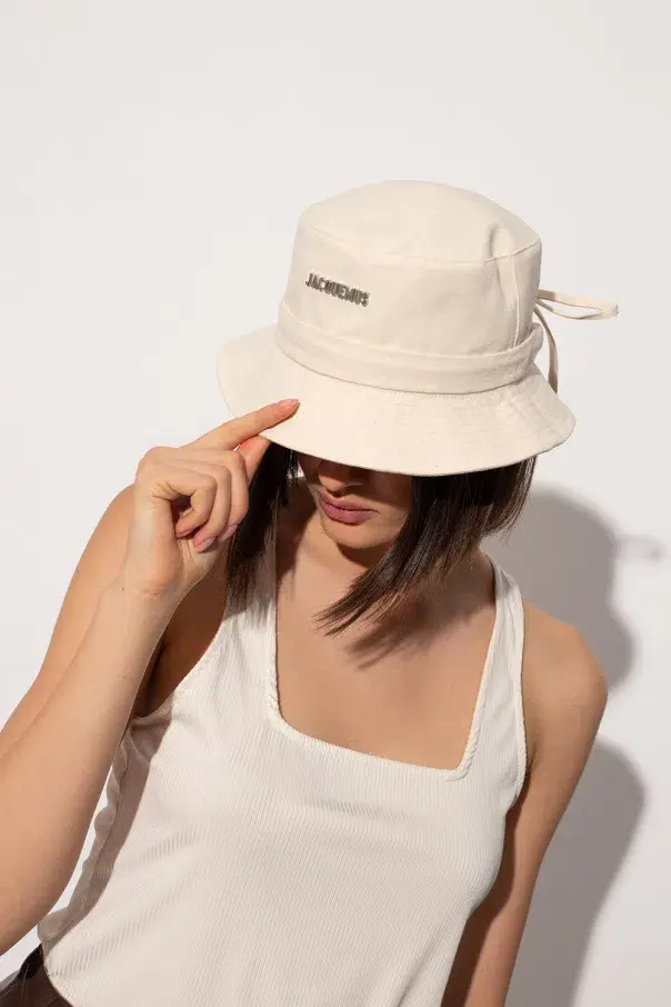 Jacquemus Bucket Hat Le Bob Gadjo Bucket Hat Off White One Size  - Image 1