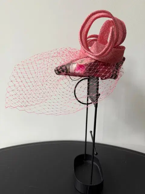Olga Berg Pill Box Headwear with Netting Pink One Size - Image 4