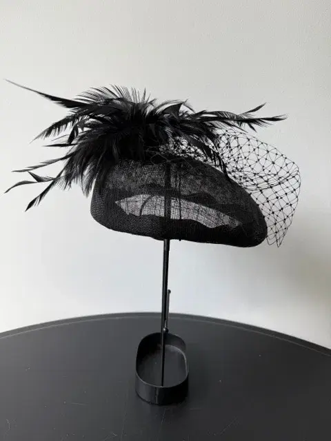 Morgan and Taylor Straw Beret Millinery with Feathers and Veil Black One Size  - Image 4