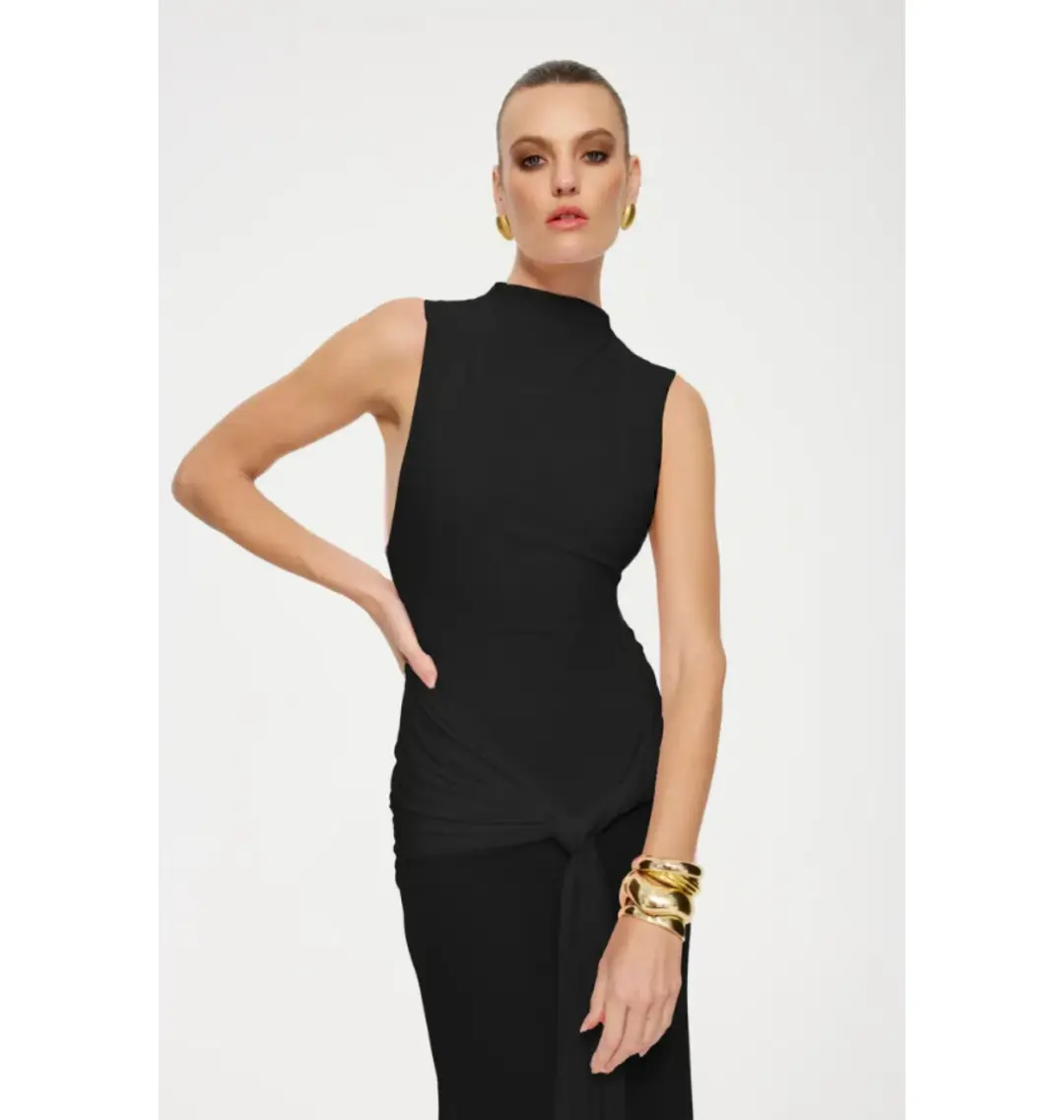 Effie Kats Roza Maxi Dress in Black Size XS / AU 6 for rent on The Volte - main image