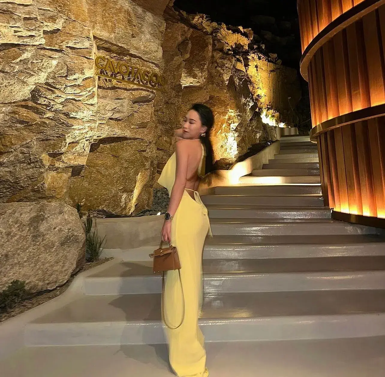 Melani The Label Lopez Gown Yellow Size 6 - Image 2