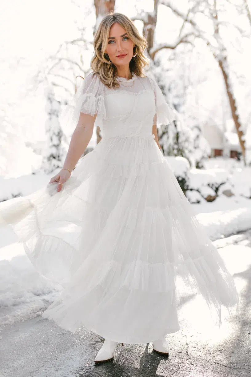 Ivy City Co Whimsical Dress in White Size 2XL / AU 20 - Image 1