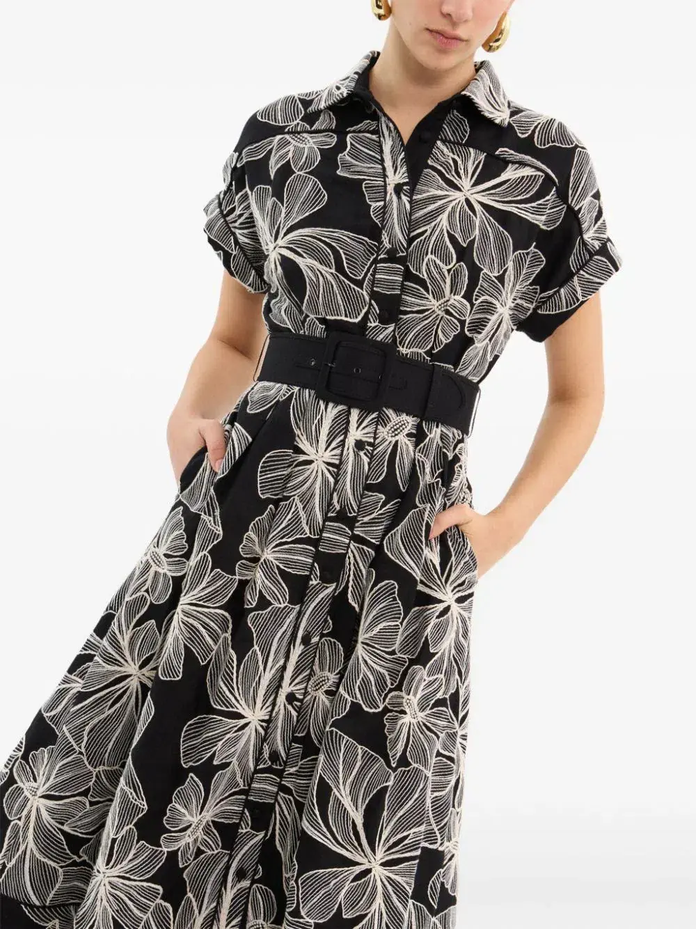 Rebecca Vallance Amira Short Sleeve Midi Dress Floral Size 18 for rent on The Volte - main image