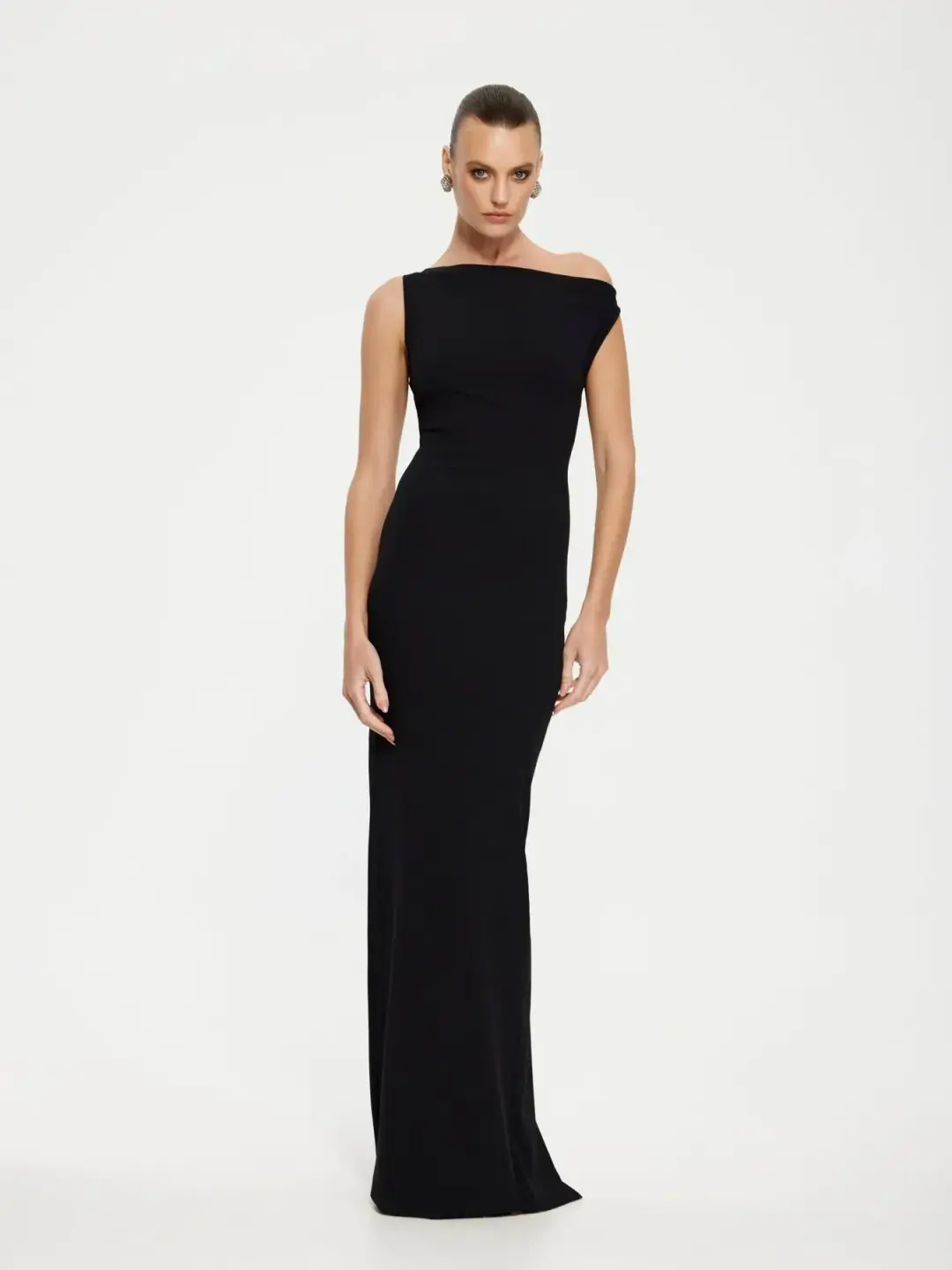 Effie Kats Inaya Gown Black Size 6 for rent on The Volte - main image
