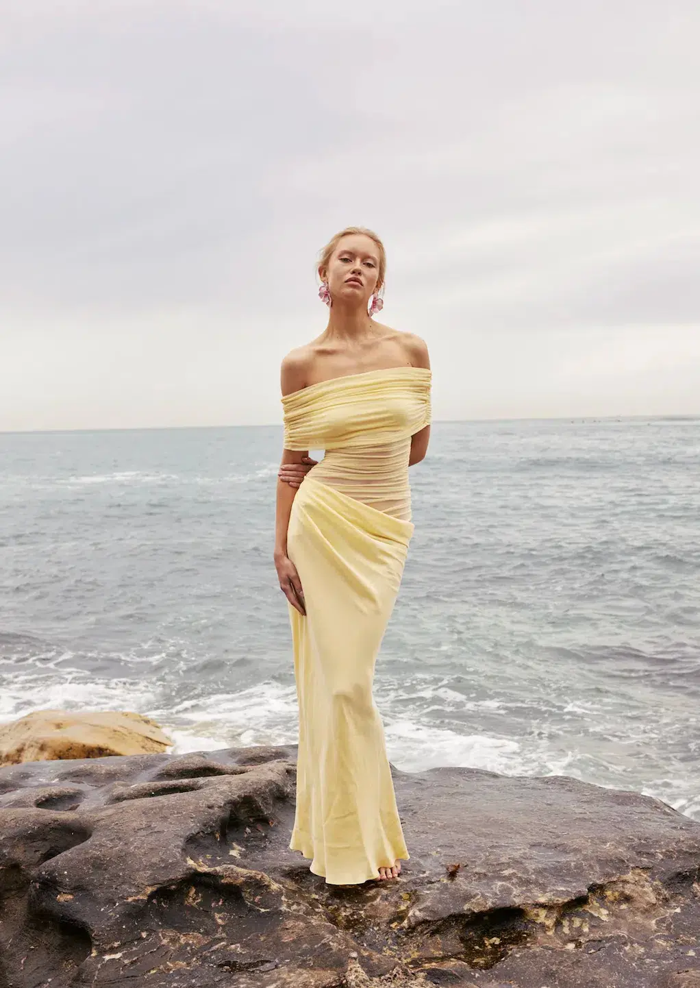 Benni Nico Off Shoulder Maxi Dress Yellow Size 8 / AU 8 - Image 2