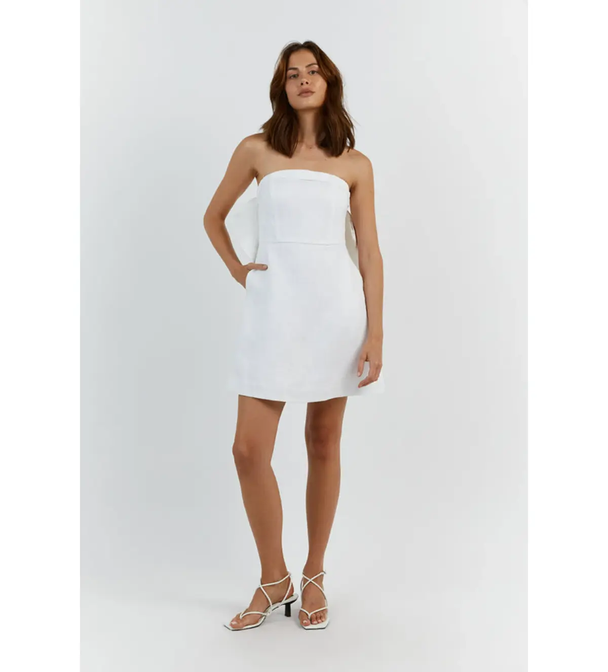 Dissh Aisle Linen Back Bow Mini Dress White Size AU 10 - Image 1