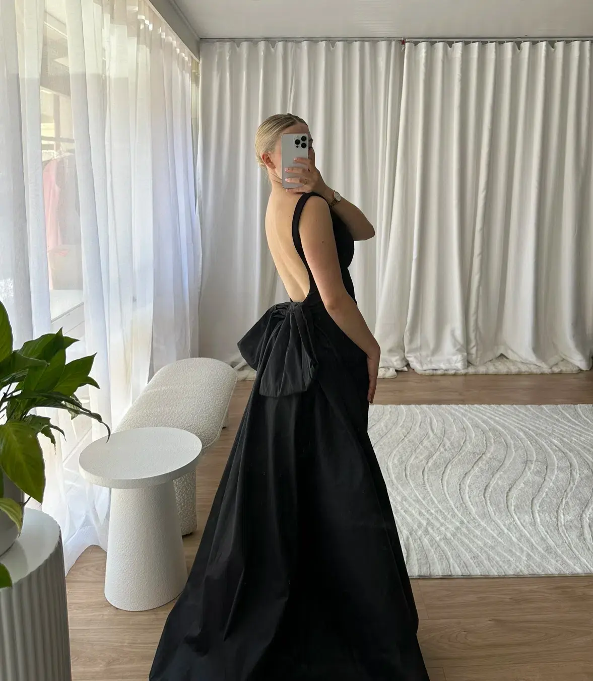 Effie Kats Christal Gown Size 10  - Image 3