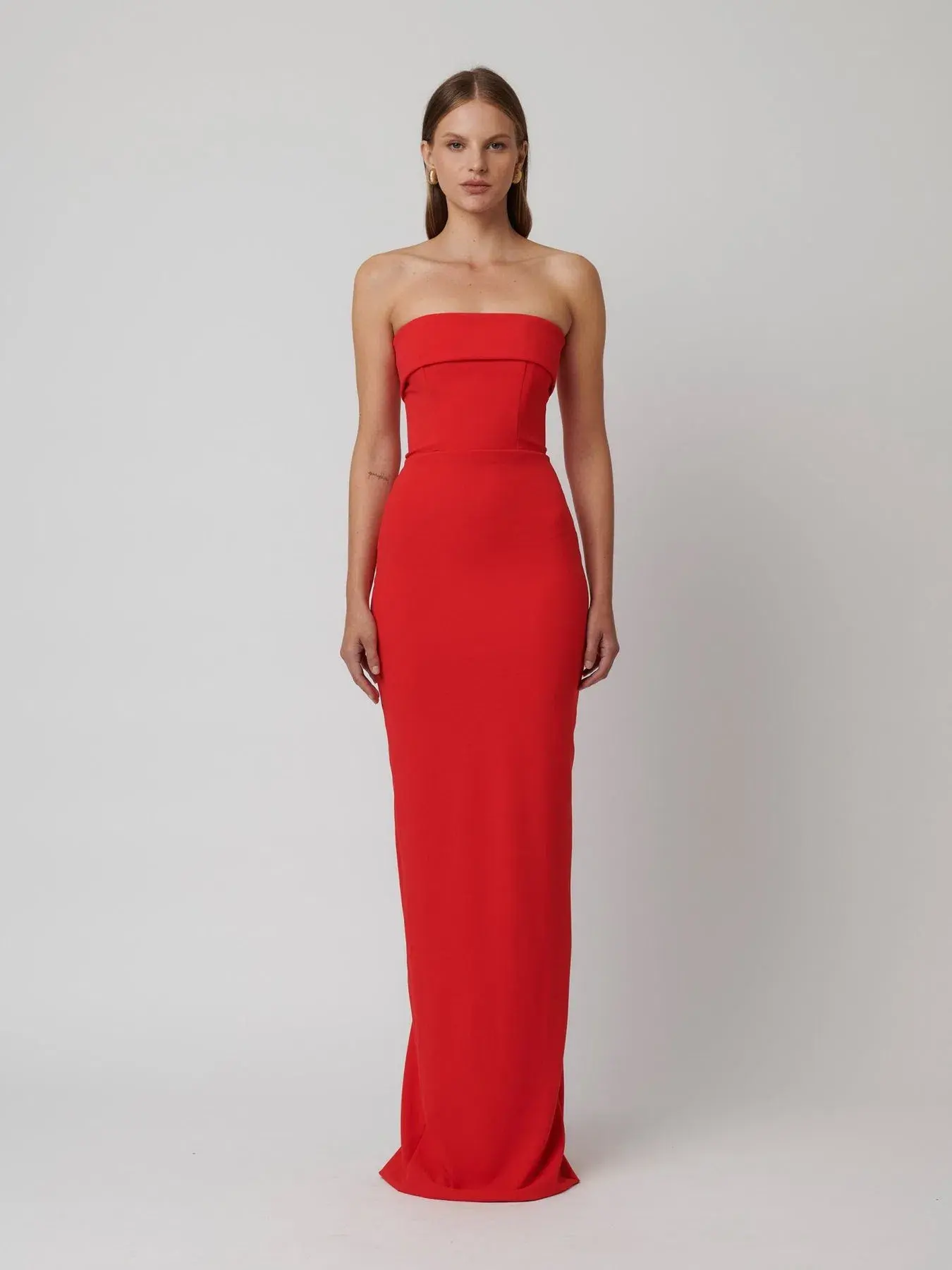 Effie Kats Monroe Gown Cherry Red Size 6 - Image 1