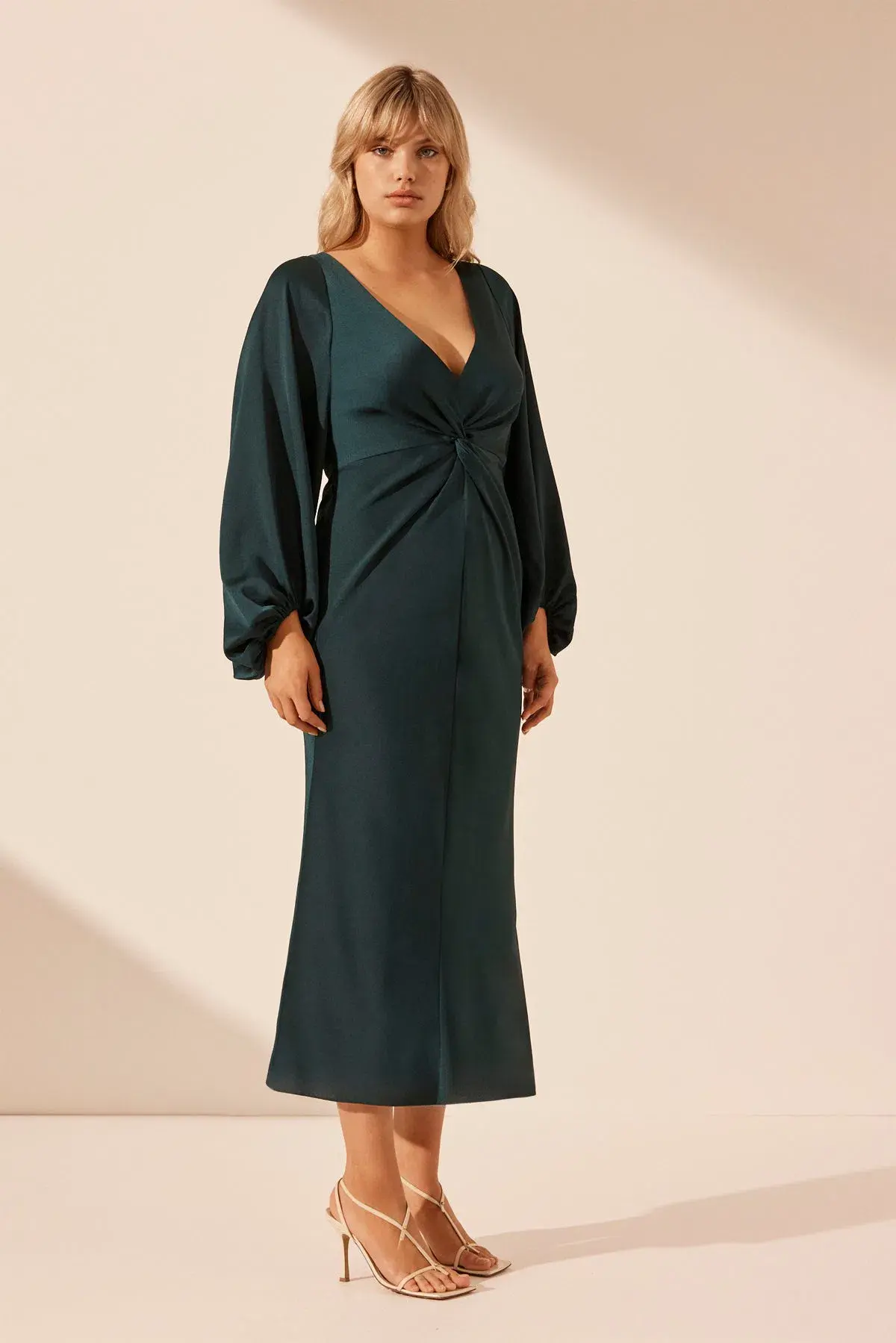 Shona Joy Luxe Balloon Sleeve Knot Front Midi Dress in Emerald Size 18 - Image 2