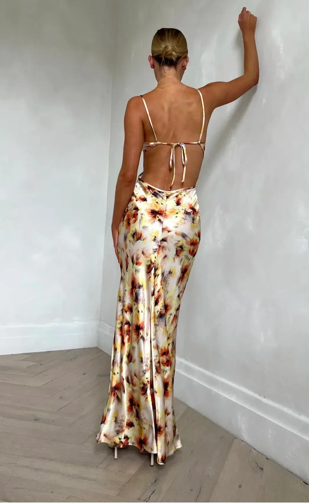 Bec And Bridge Cedar City Maxi Dress Floral Size 8  - Image 2