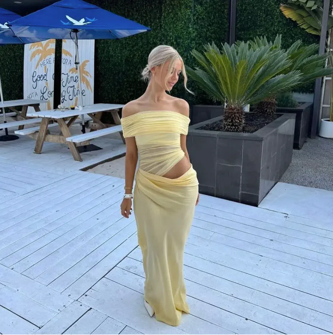 BENNI. Nico Off Shoulder Maxi Dress Butter Size S/AU 8 - Image 1