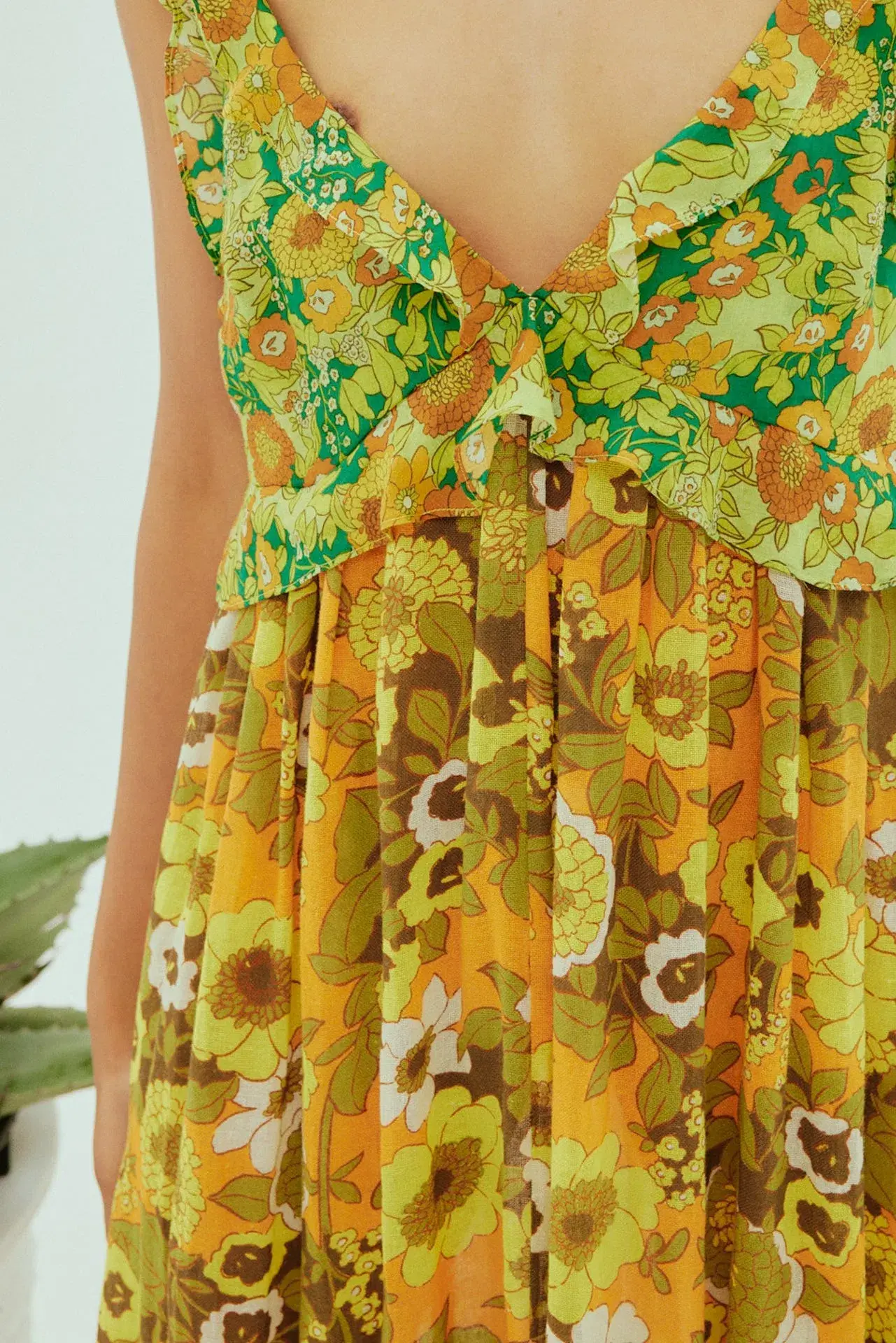 Alemais Jeff Spliced Frill Midi Dress Floral Size 8 - Image 2