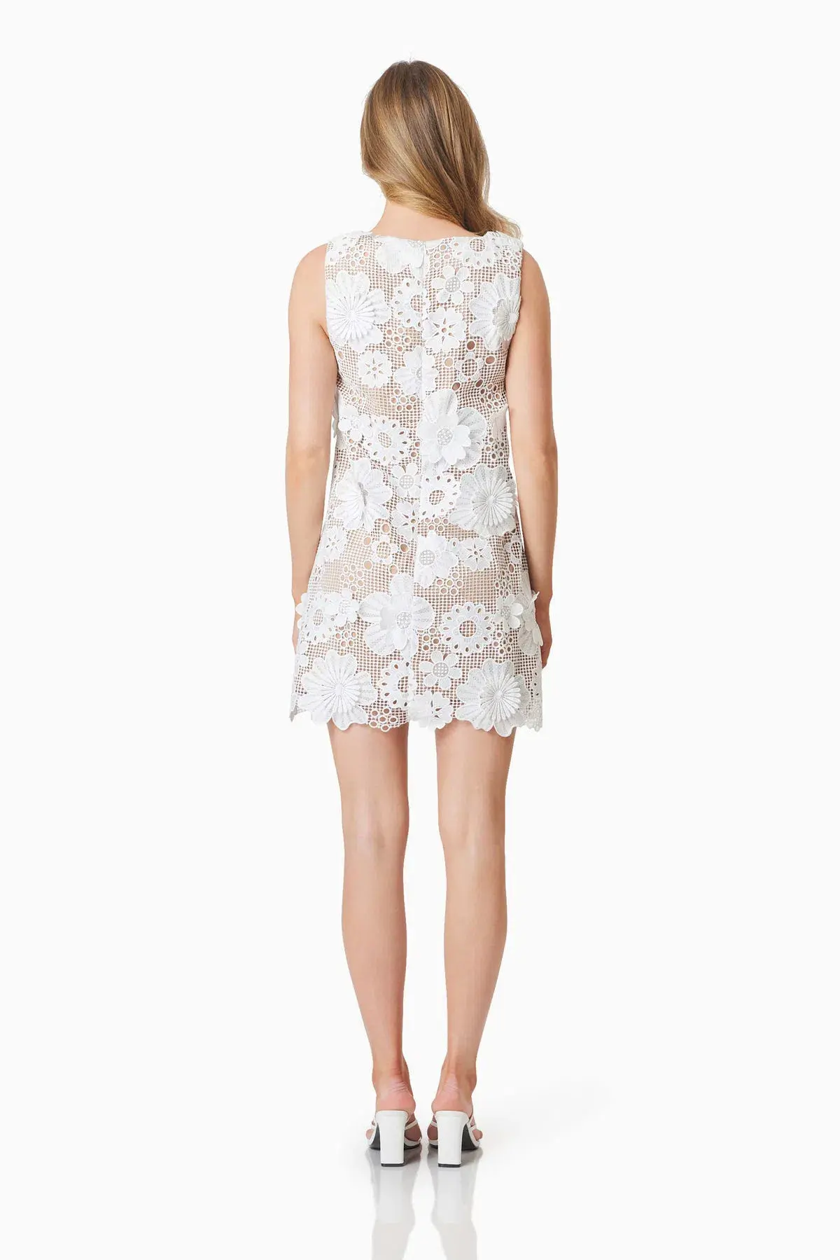 Elliatt Autumn Shift Mini Dress in White Size 10 - Image 3
