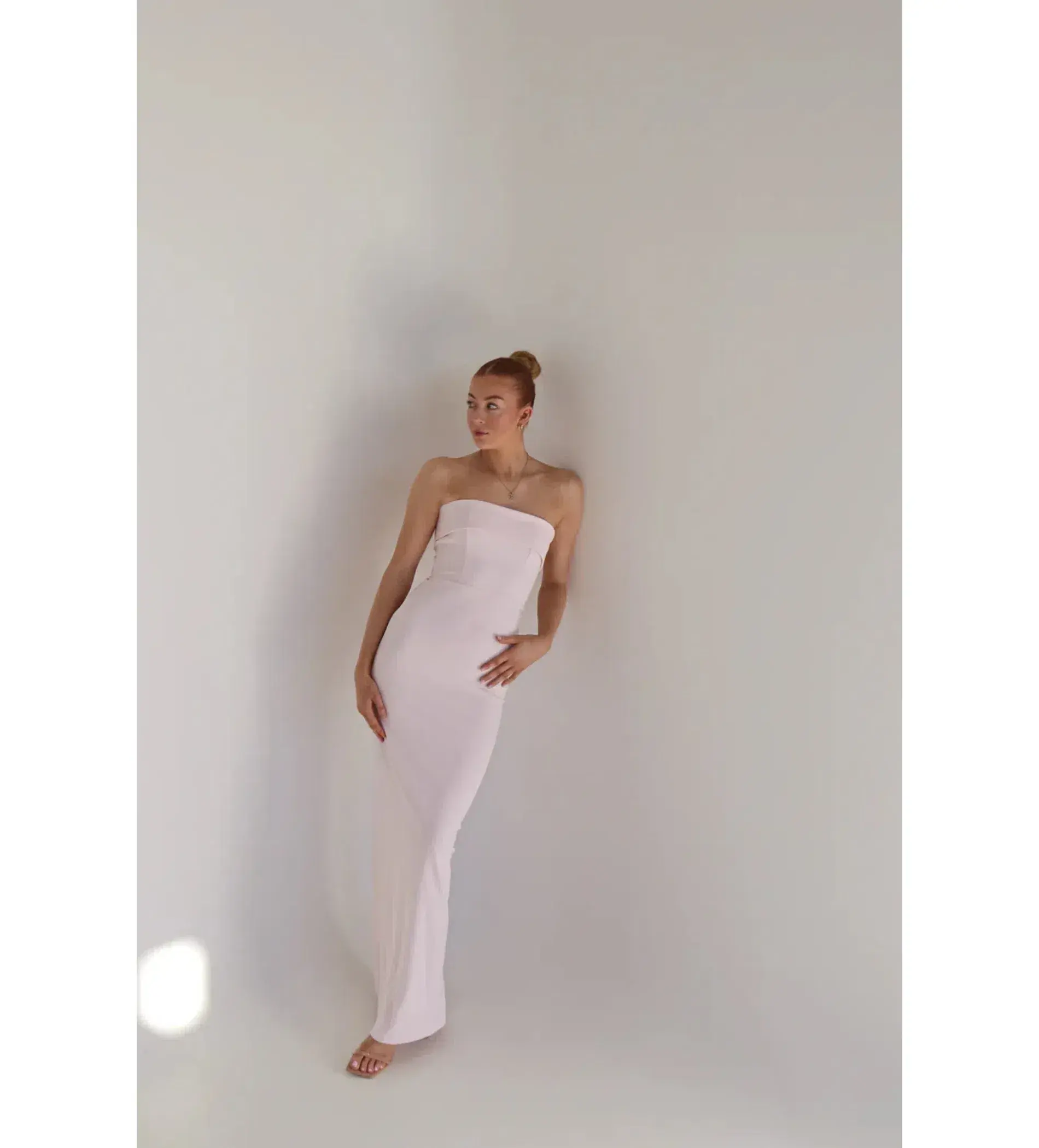 Effie Kats Monroe Gown Ice Pink Size M / AU 10 - Image 4