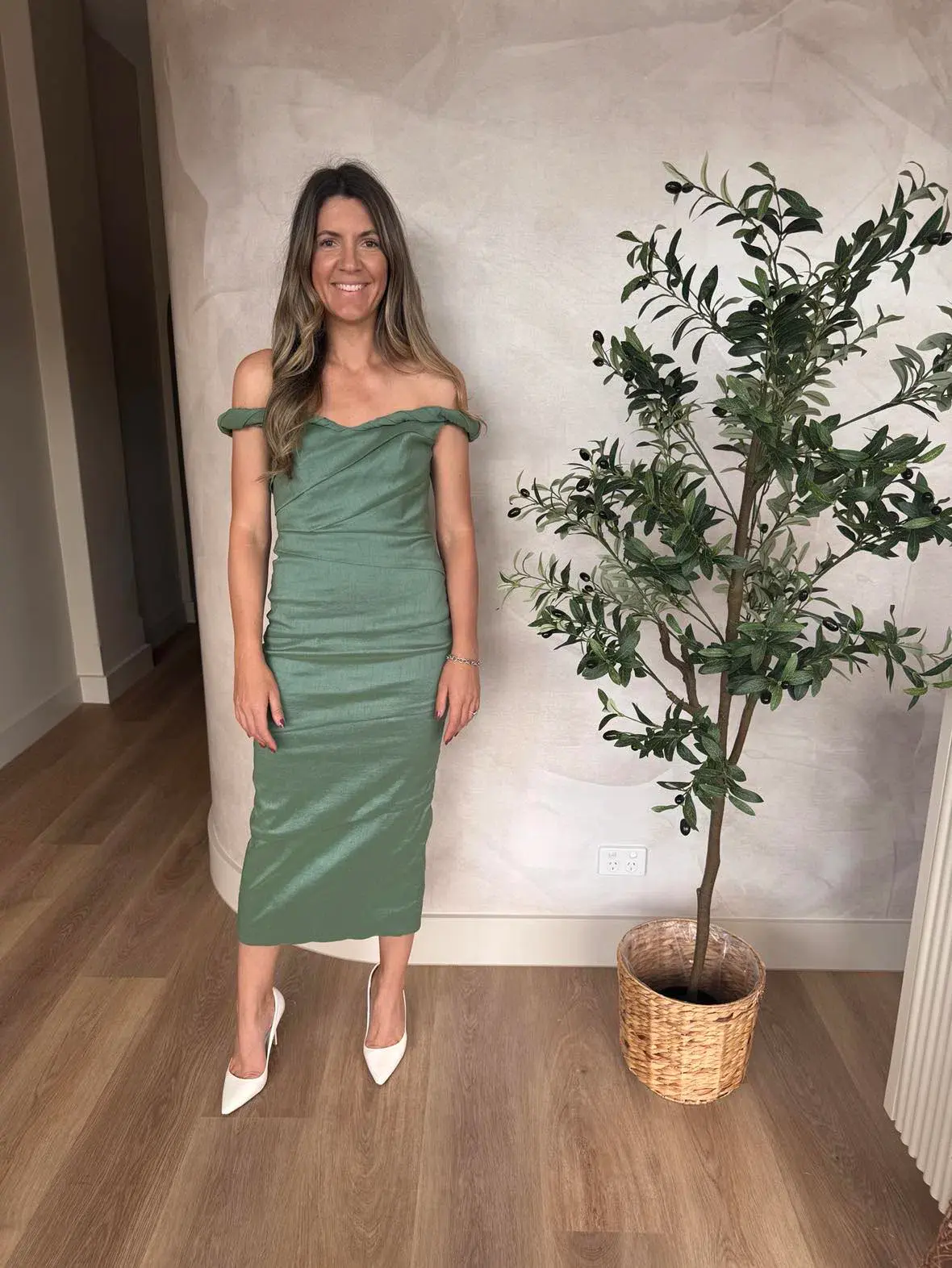 Rachel Gilbert Asha Dress in Sage Size AU 10   - Image 1
