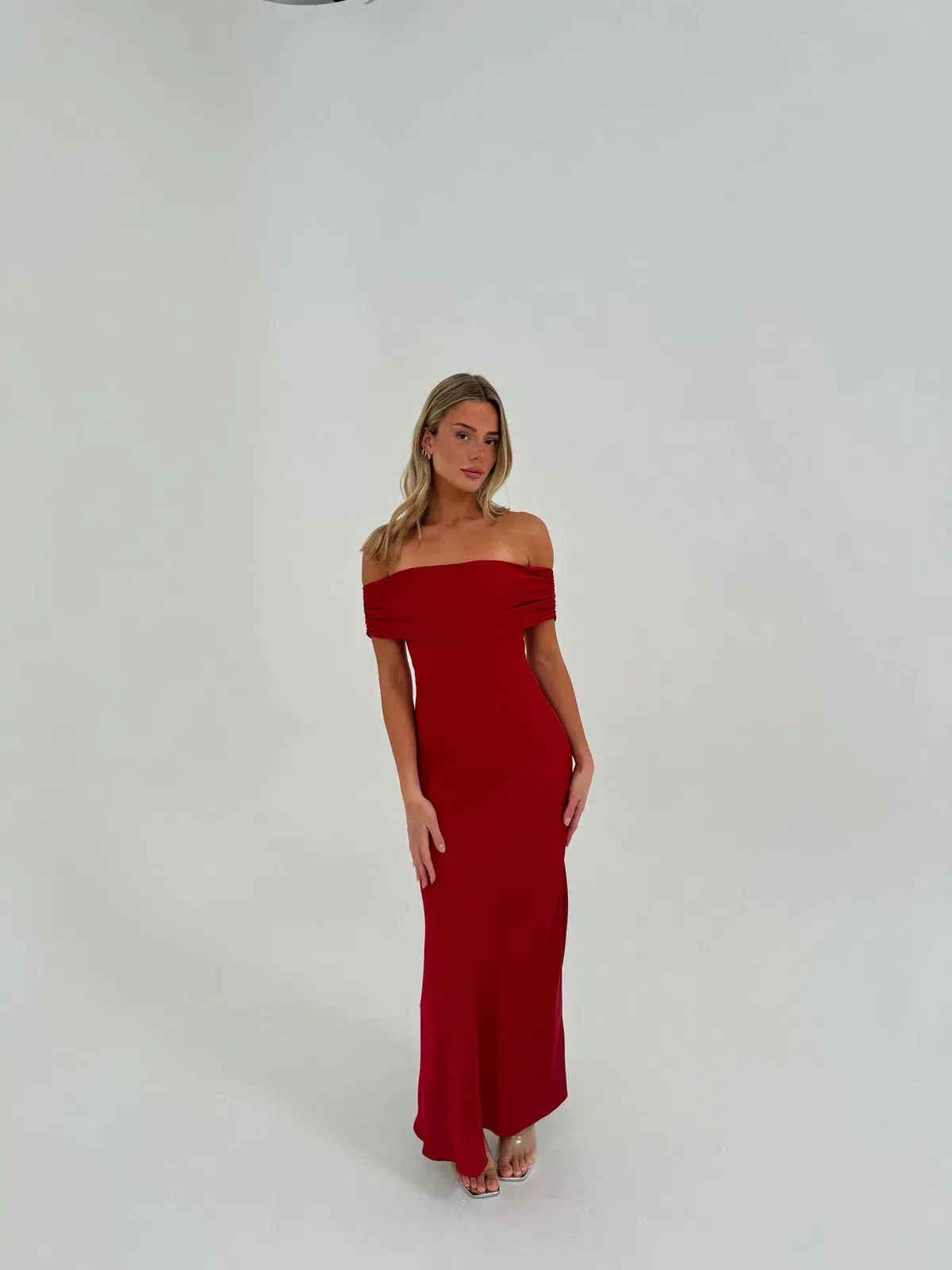 HNTR  Kayla Gown Red Size S/Au 8  - Image 1