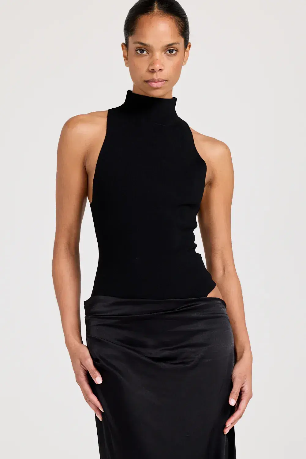 Henne Soraia Dress Black Size 8 for rent on The Volte - main image