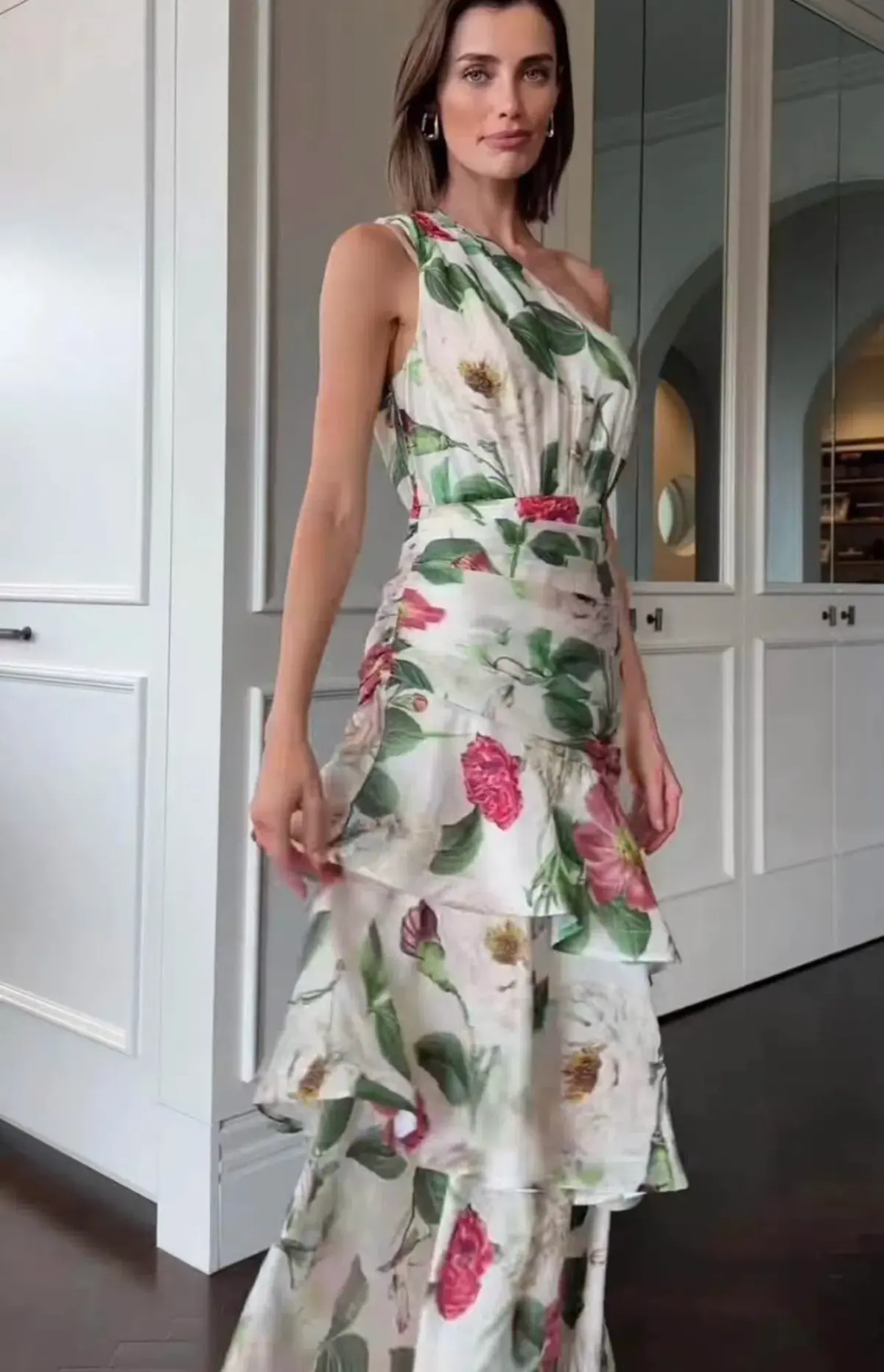 Sheike Emilia Tiered Maxi Dress Print Size AU 14 - Image 4