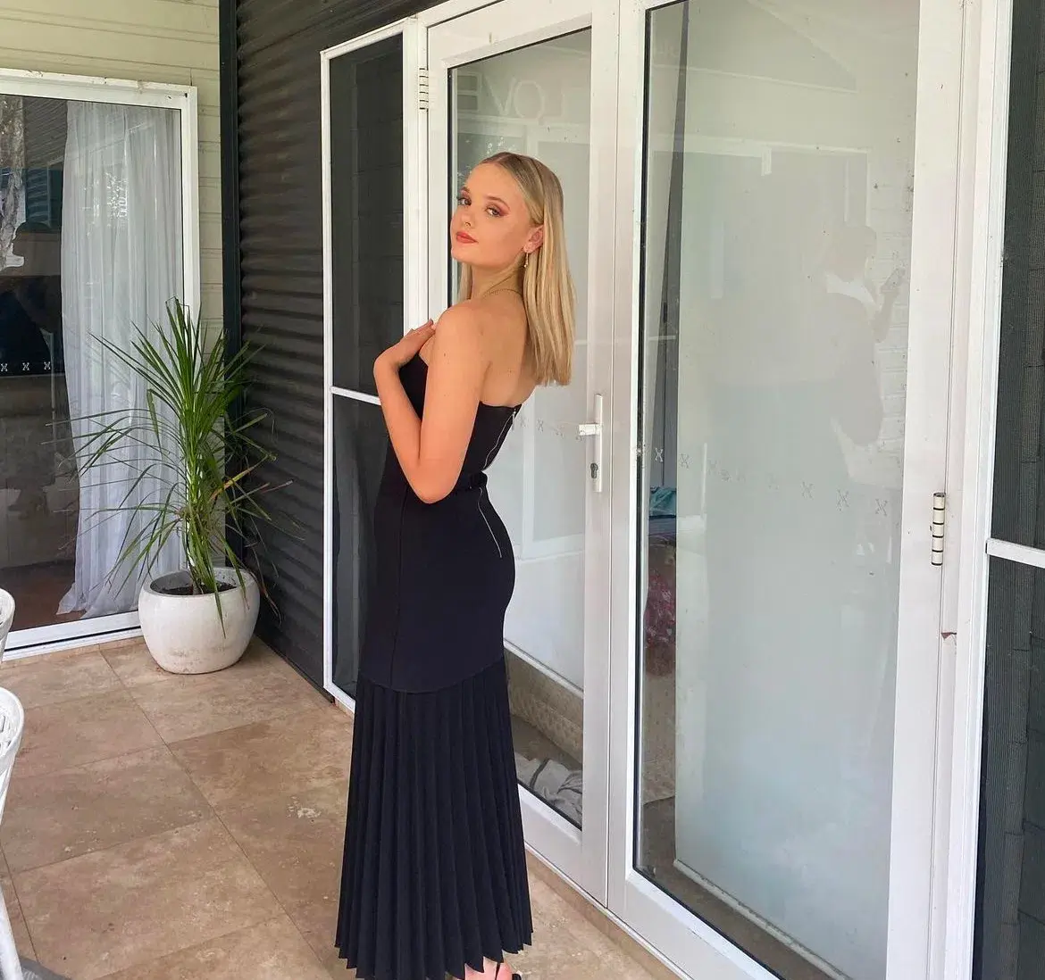 Dion Lee Linear Pleat Crepe Strapless Dress Black Size XS / AU 6 - Image 4
