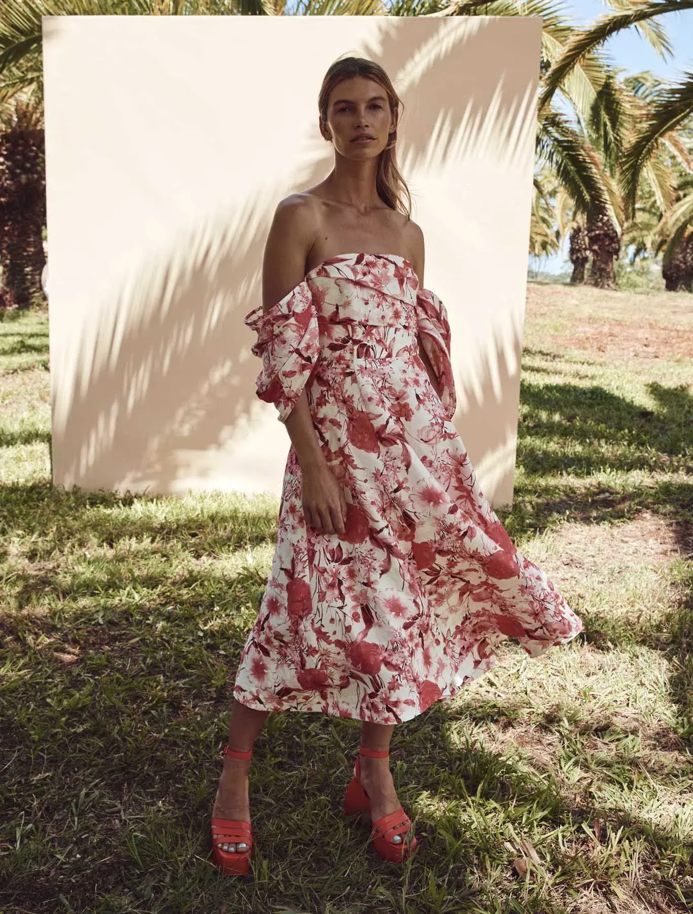 La Maison Talulah Dahlia Midi Dress Floral Size 10 - Image 1