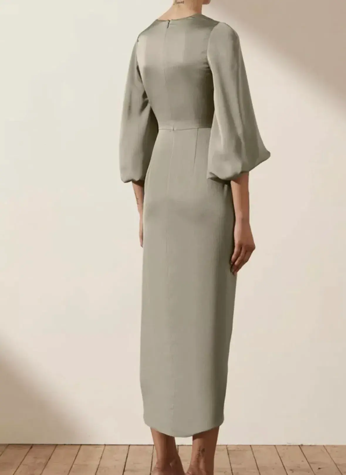 Shona Joy Luxe tie front ballon sleeve Midi dress size 10 eucalyptus green - Image 3
