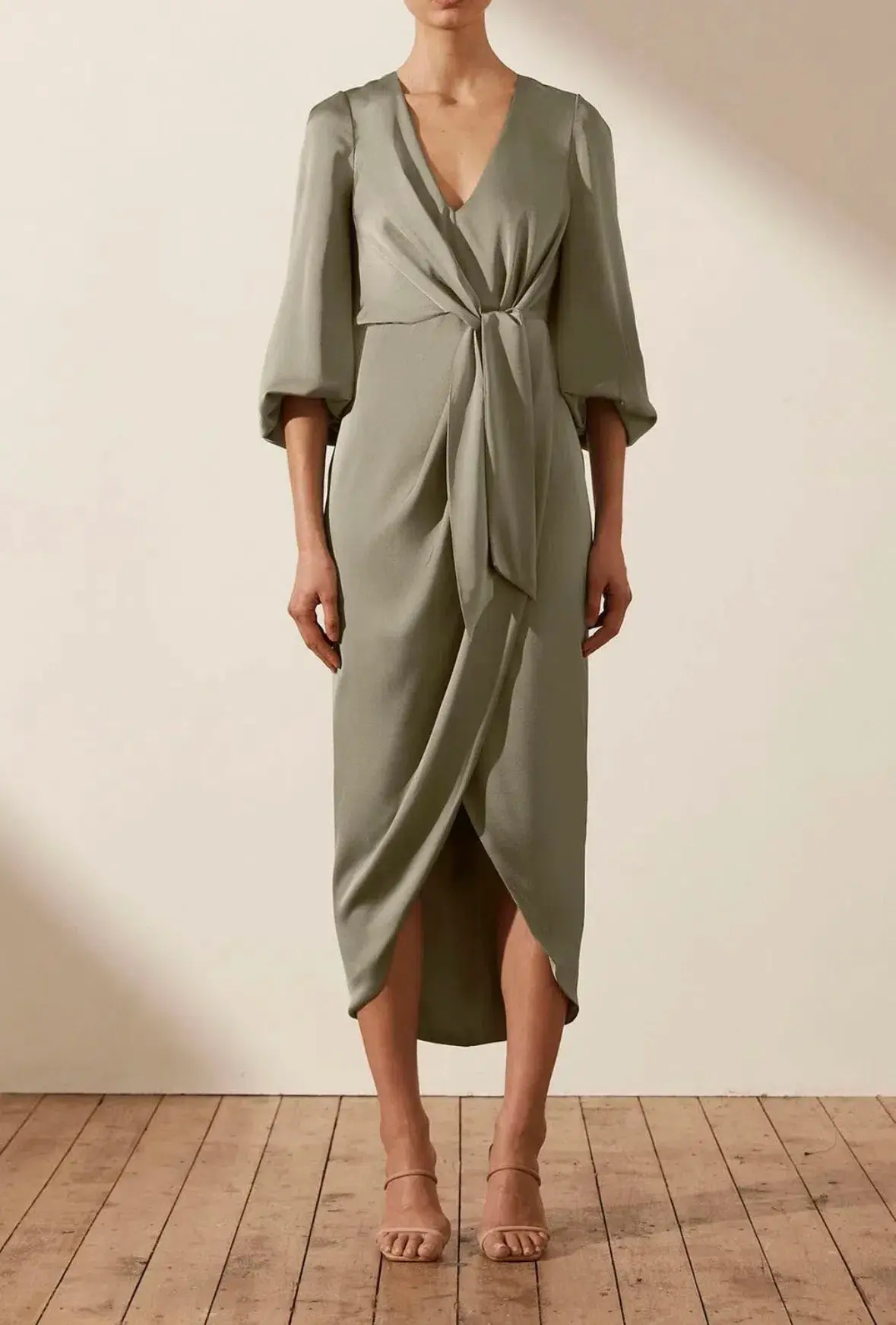 Shona Joy Luxe tie front ballon sleeve Midi dress size 10 eucalyptus green - Image 2