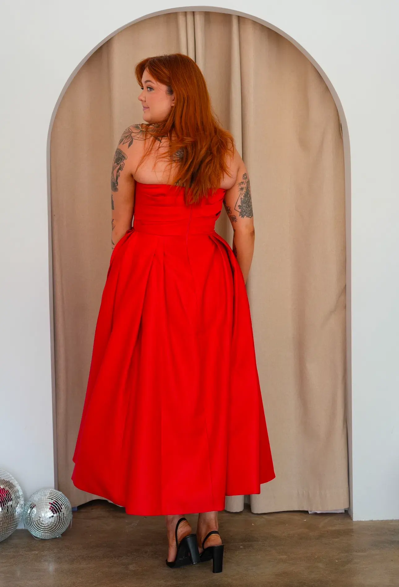 Leo Lin Jessica Bustier Gown Red Size AU 12 - Image 3