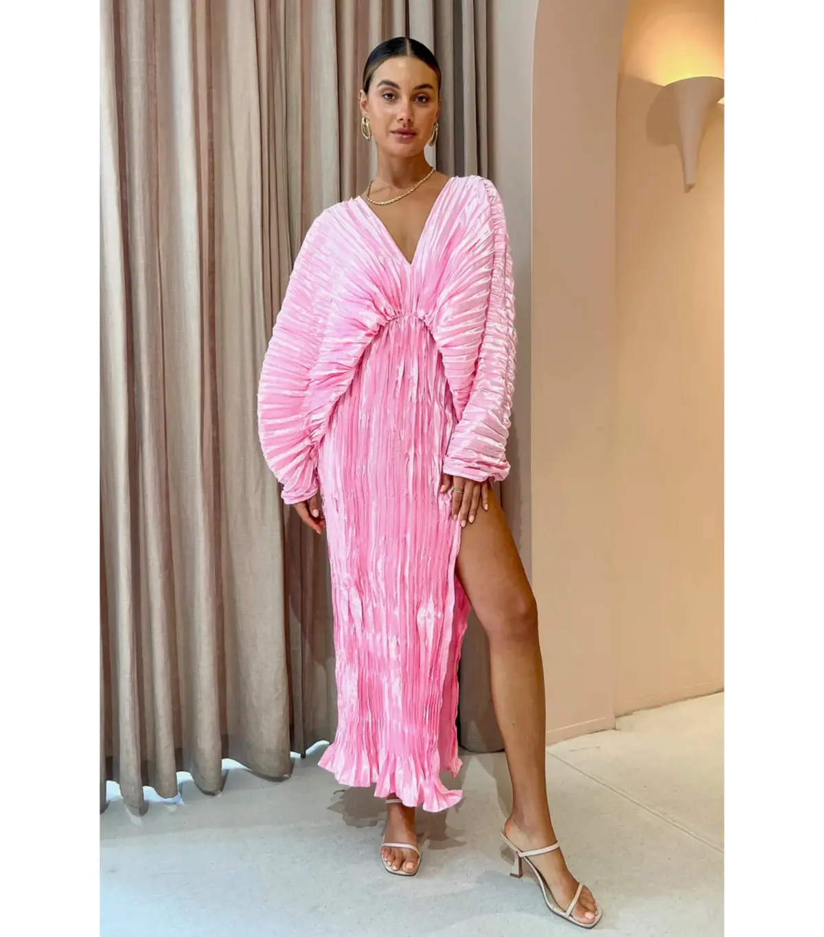 L’idée De Luxe Gown in Lipstick Pink Size AU 12 - Image 1