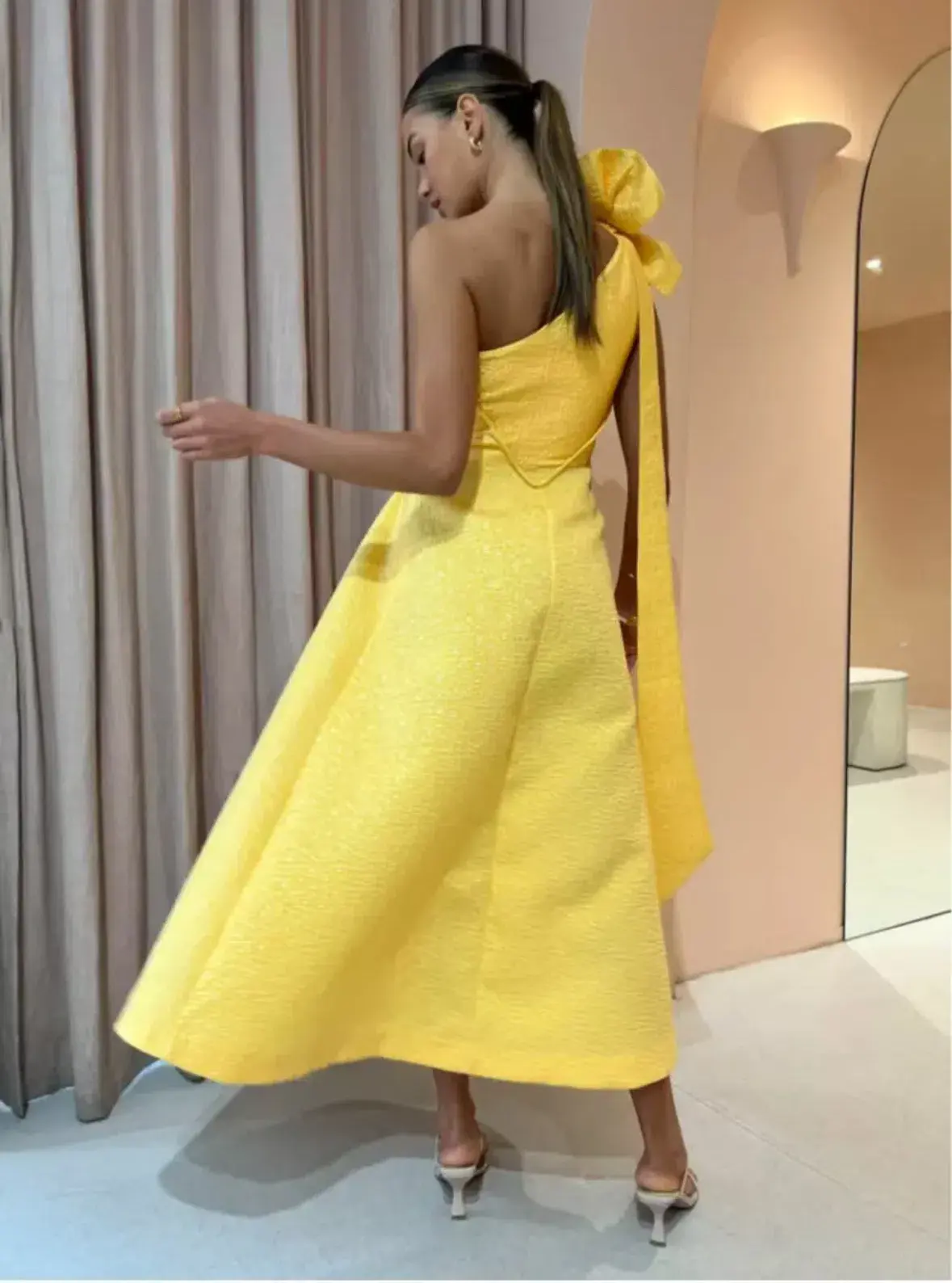 Rachel Gilbert Emiliano Dress In Lemon Drop Yellow Size AU 16 - Image 5