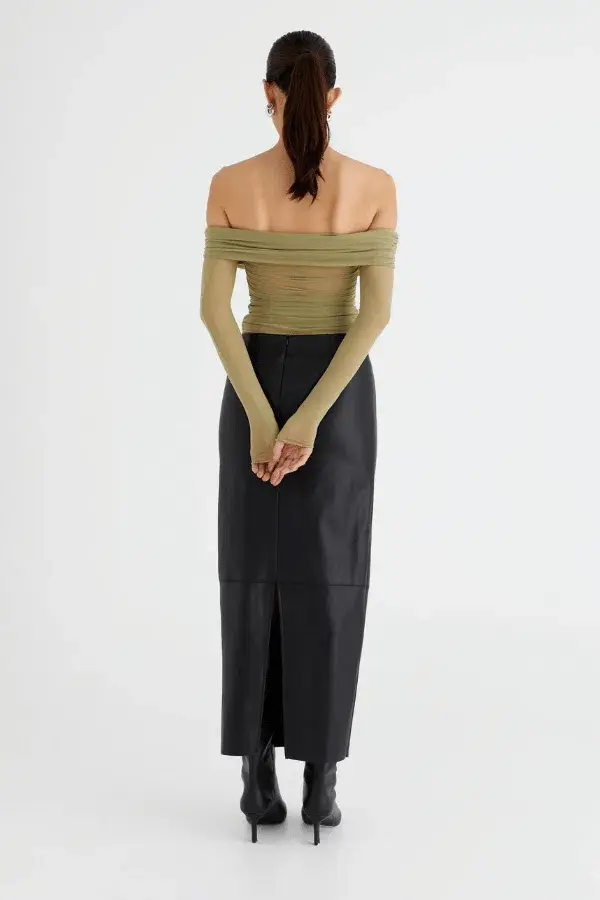 Benni Yasmin Off Shoulder Top in Pistachio Green Size S / AU 8 for rent on The Volte - main image