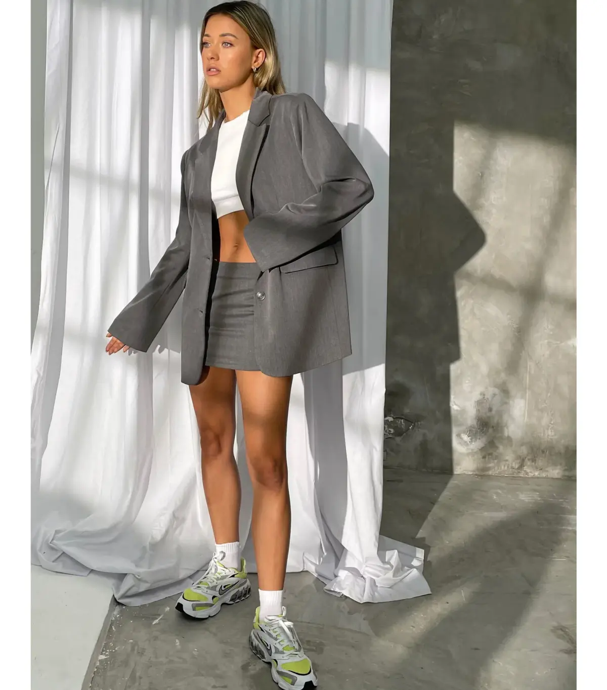Motel Rocks Maiwa Blazer Size XS / AU 8 and Ima Mini Skirt Size M / AU 12 Set in Charcoal - Image 1