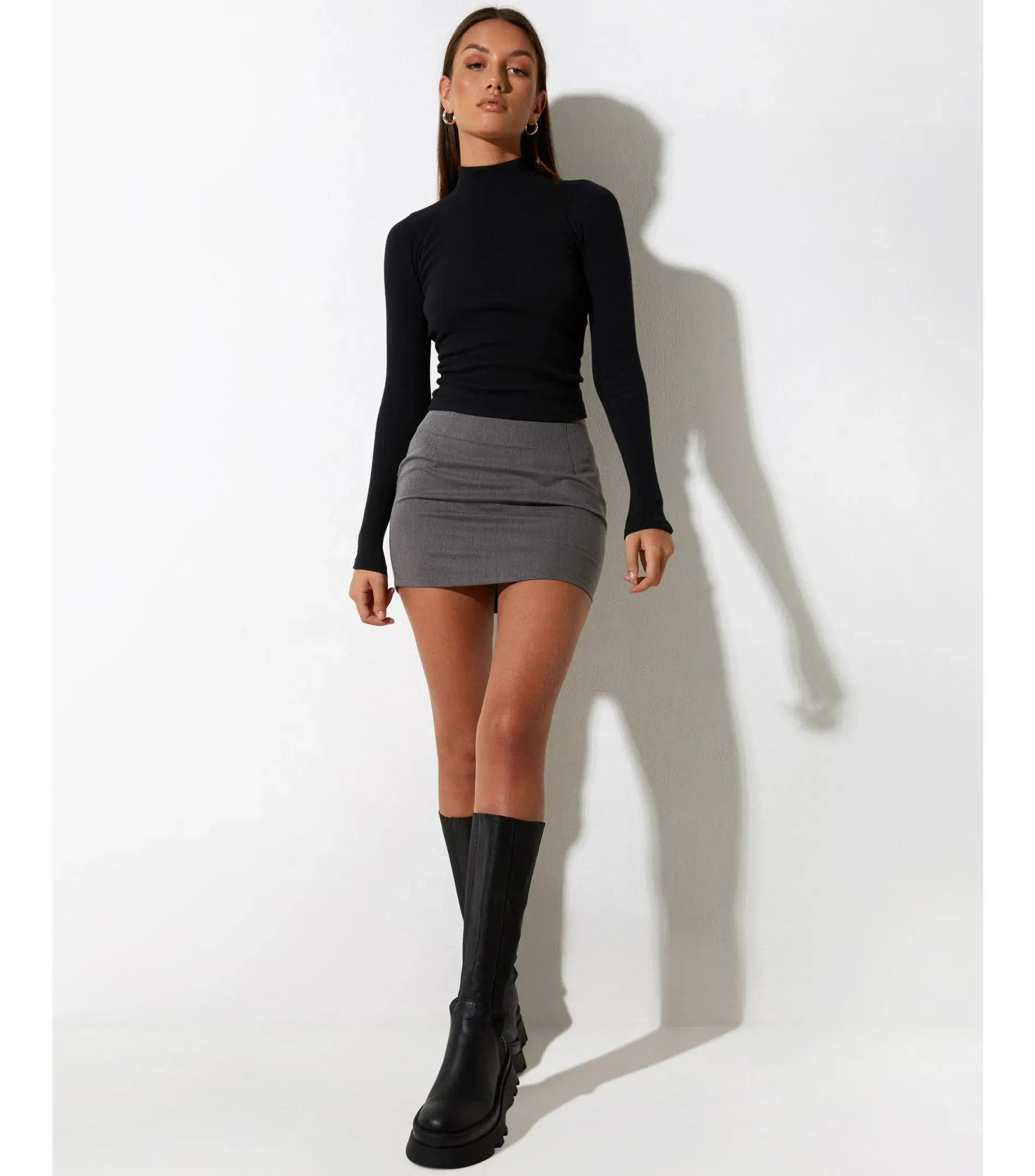 Motel Rocks Maiwa Blazer Size XS / AU 8 and Ima Mini Skirt Size M / AU 12 Set in Charcoal - Image 5