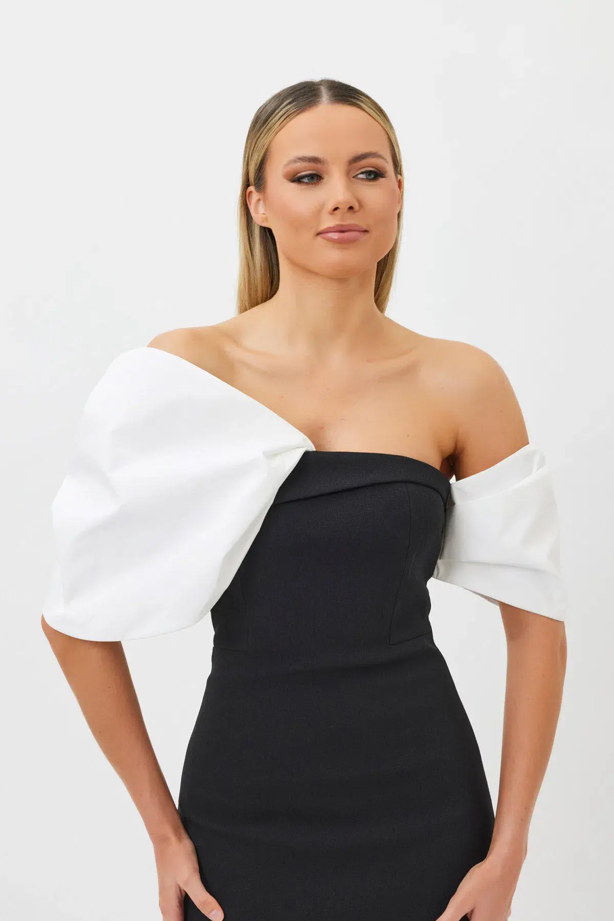 Bianca & Bridgett Sutton Midi Dress Black Size 14 - Image 2