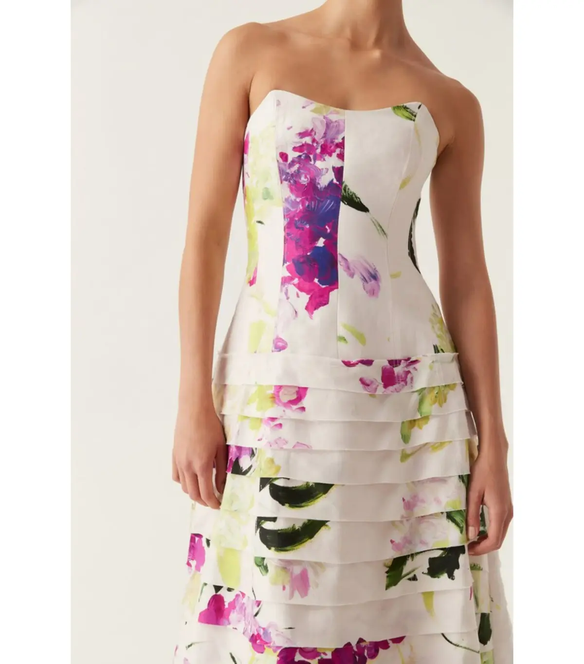 Aje Victoria Gown in Wild Hydrangea Size AU 8 - Image 5