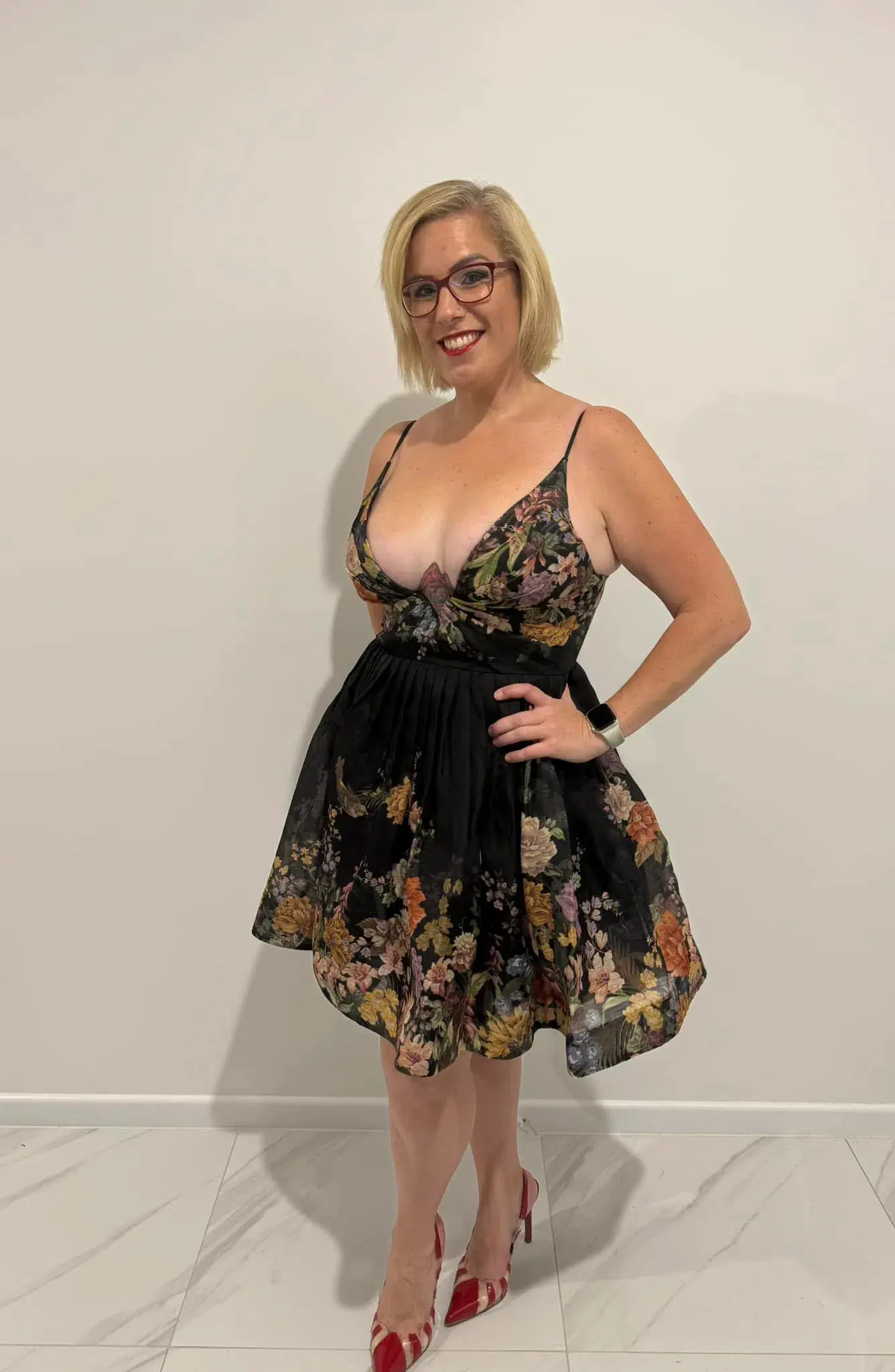Zimmermann Pavilion V Neck Mini Dress in Black Multi Floral Size 3 / AU 14 - Image 1